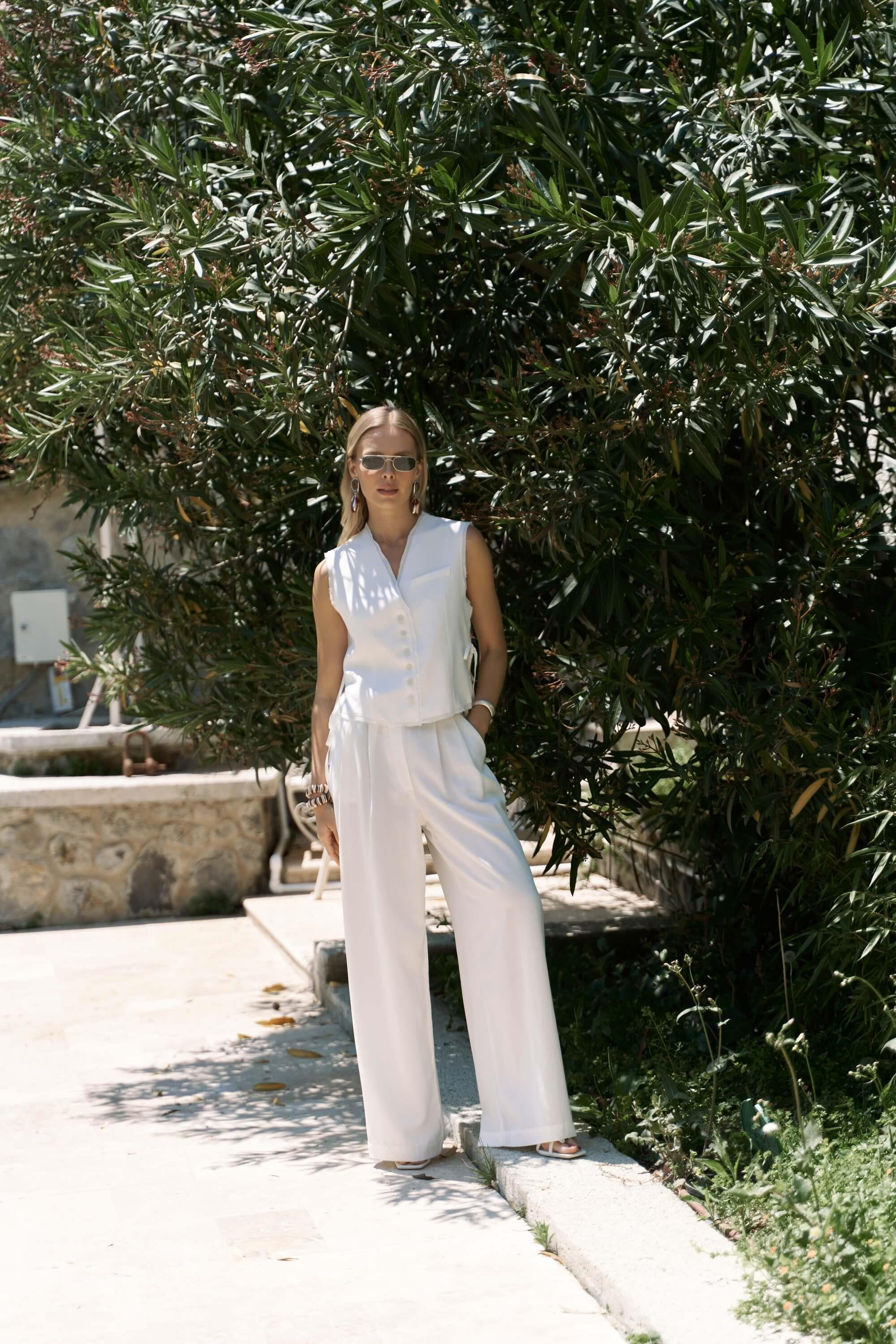 Shonas Bağcık Detay Ekru Yelek Pantolon Takım