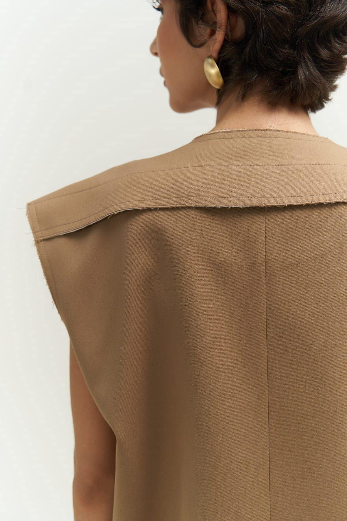 Sissela Yan Yırtmaç Detay Vizon Yelek