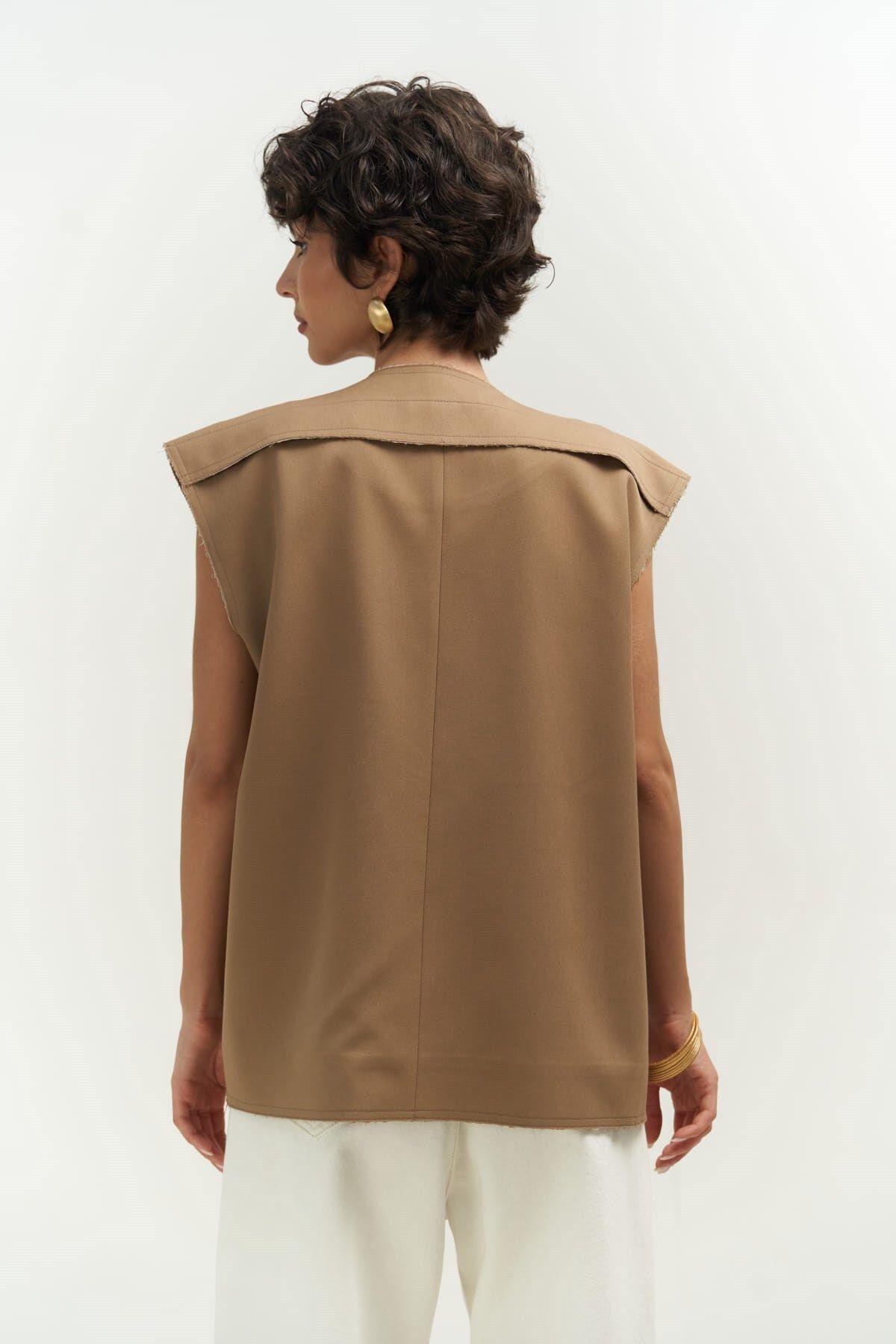 Sissela Yan Yırtmaç Detay Vizon Yelek