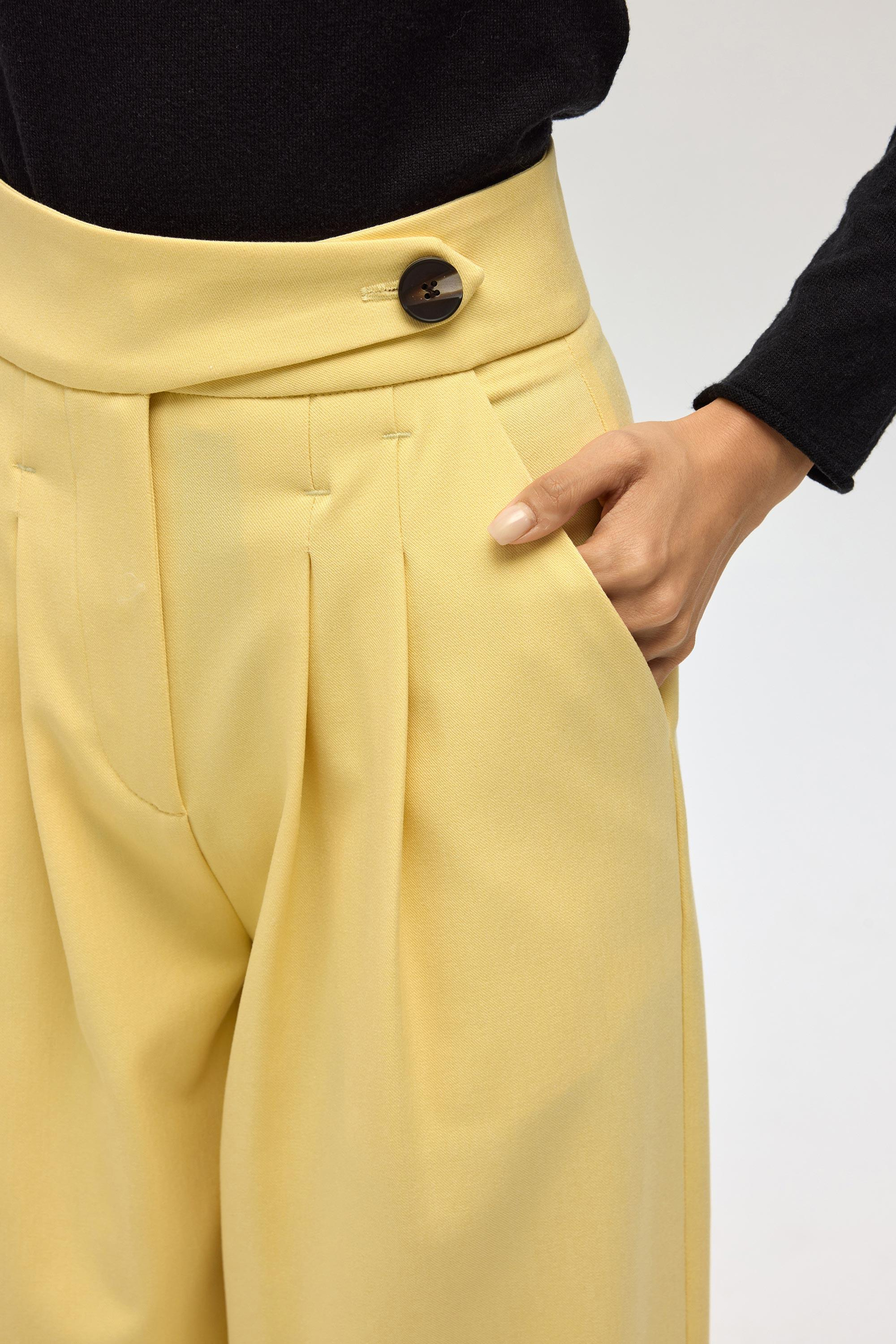 Solvei Kemer Detay Sarı Pantolon