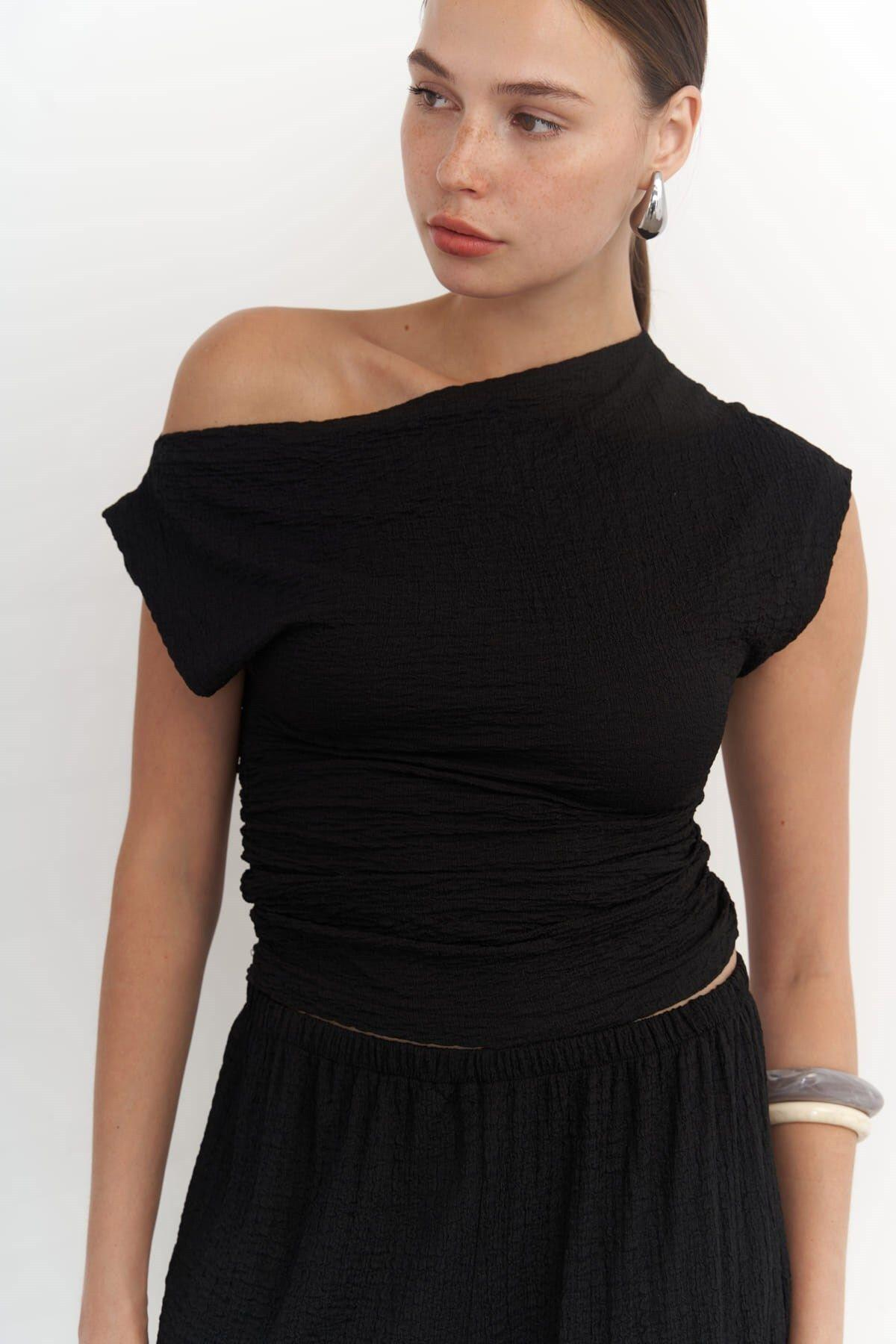 Sona Black Asymmetrical Blouse & Trousers Set