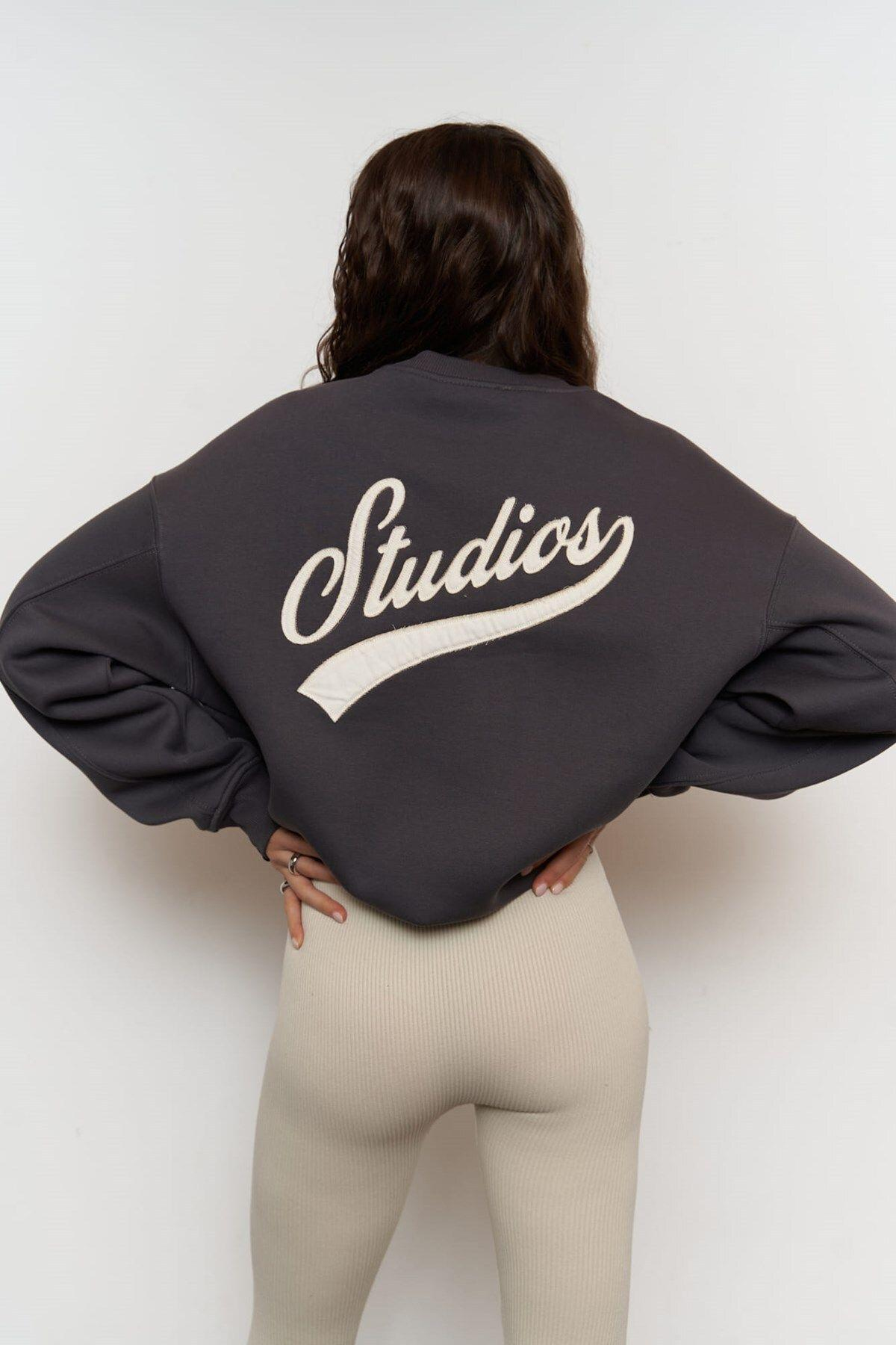 Street Studios Anthracite Oversize Sweatshirt