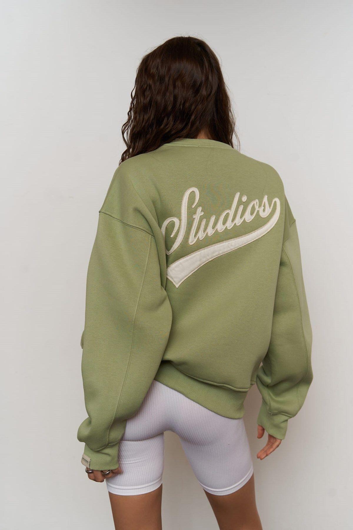 Street Studios Almond Green Oversize Sweatshirt