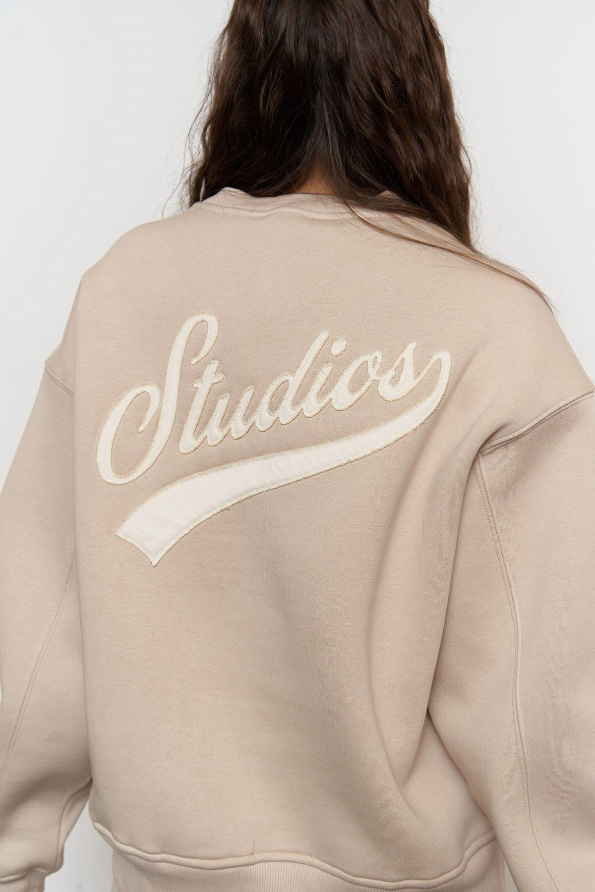 Street Studios Beige Oversize Sweatshirt