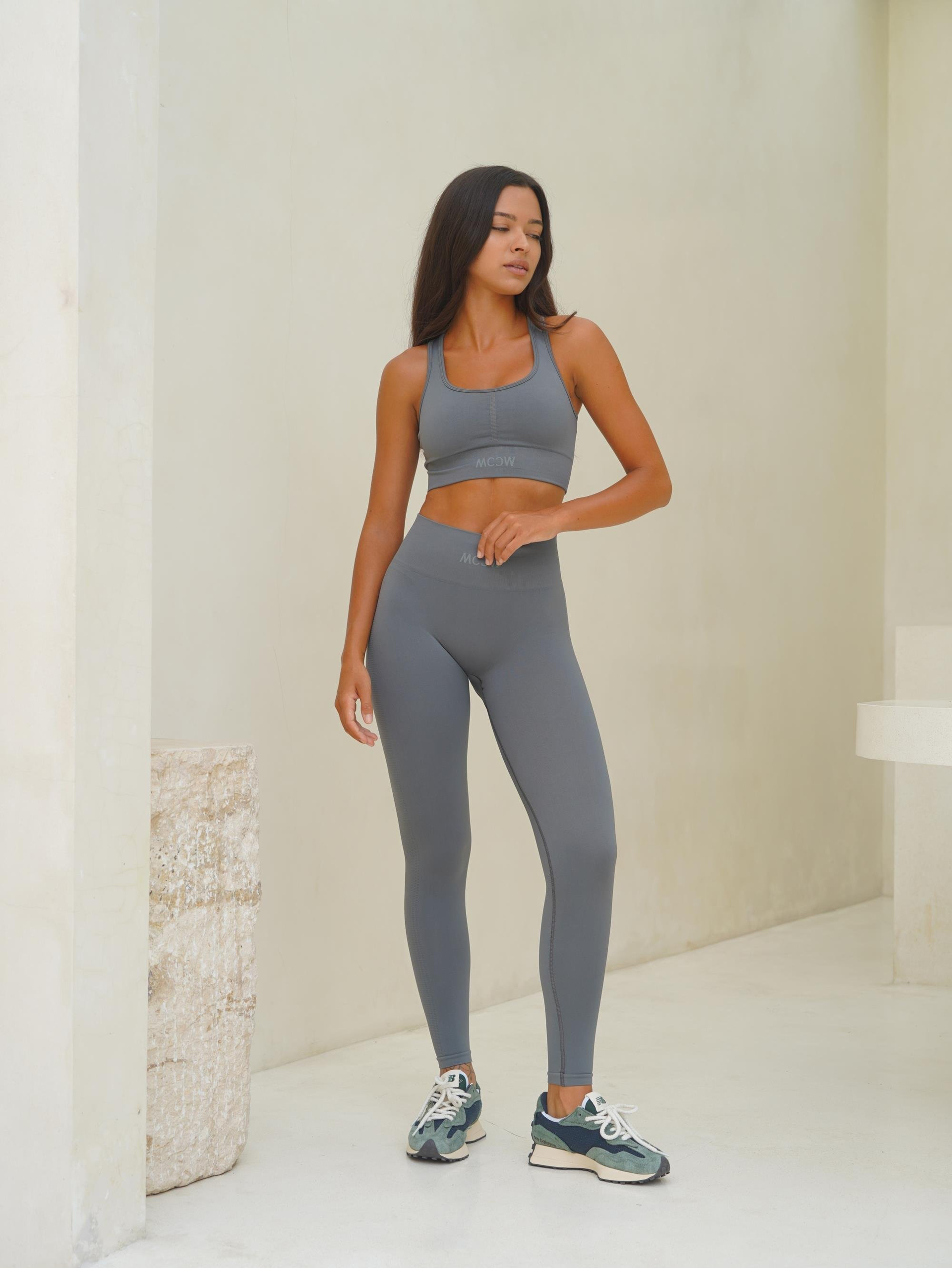 Surya Antrasit Destekli Spor Sütyeni