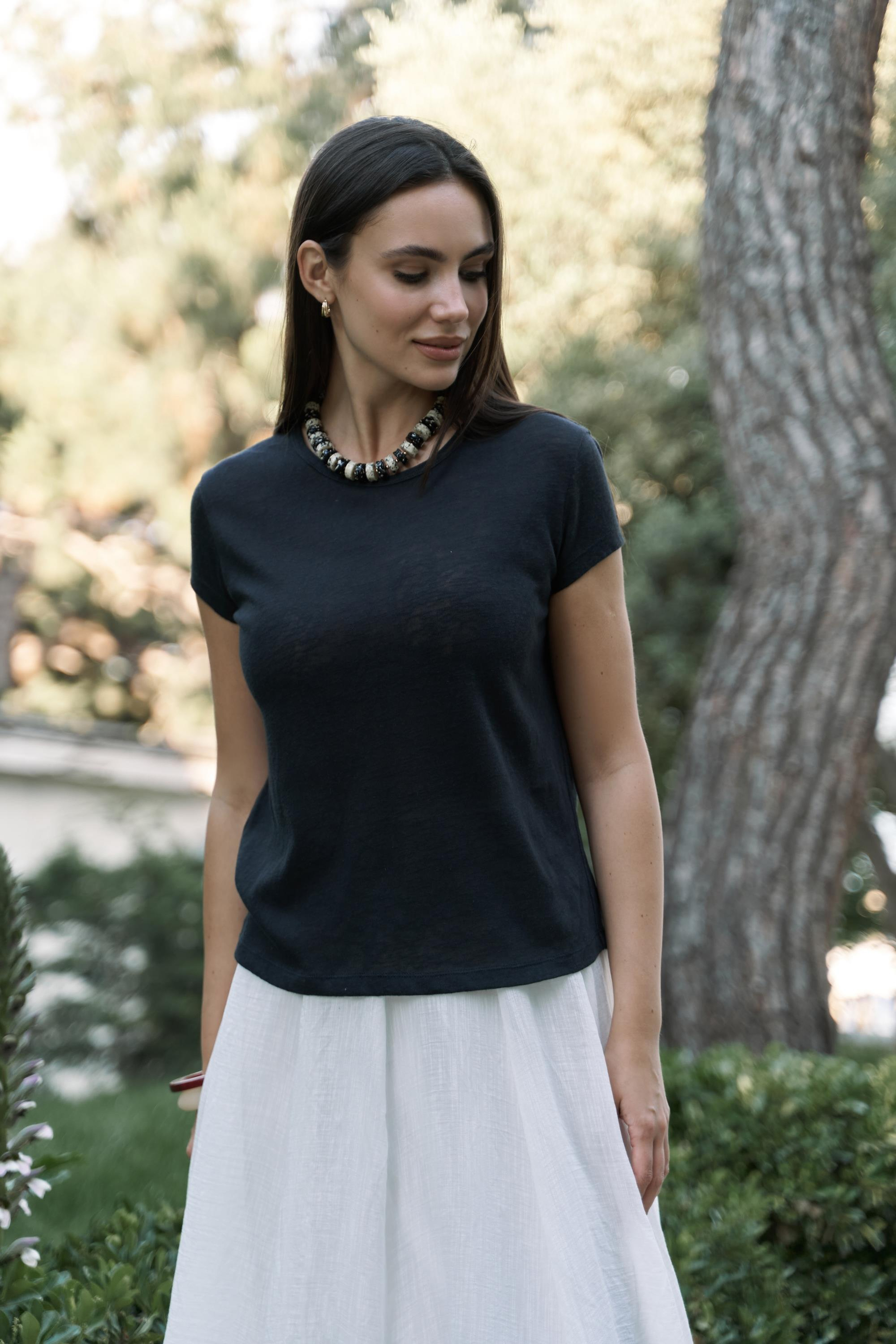 Suva Kısa Kol Siyah T-Shirt