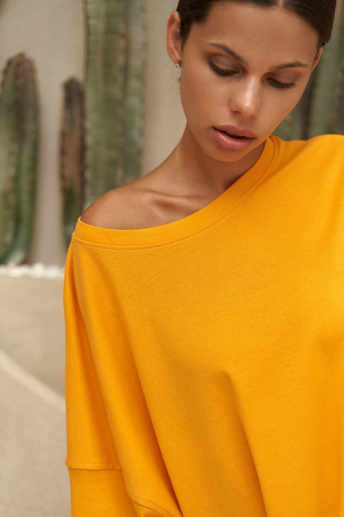 Taylor Oversized Orange T-Shirt