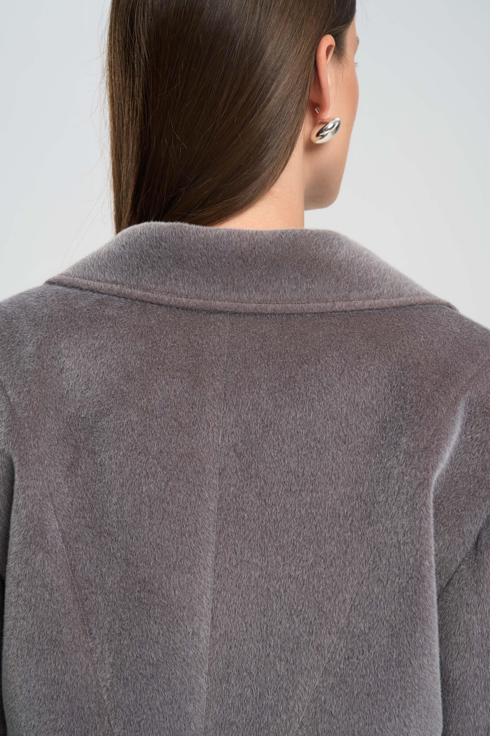 Teya Gri Üçgen Detay Crop Ceket