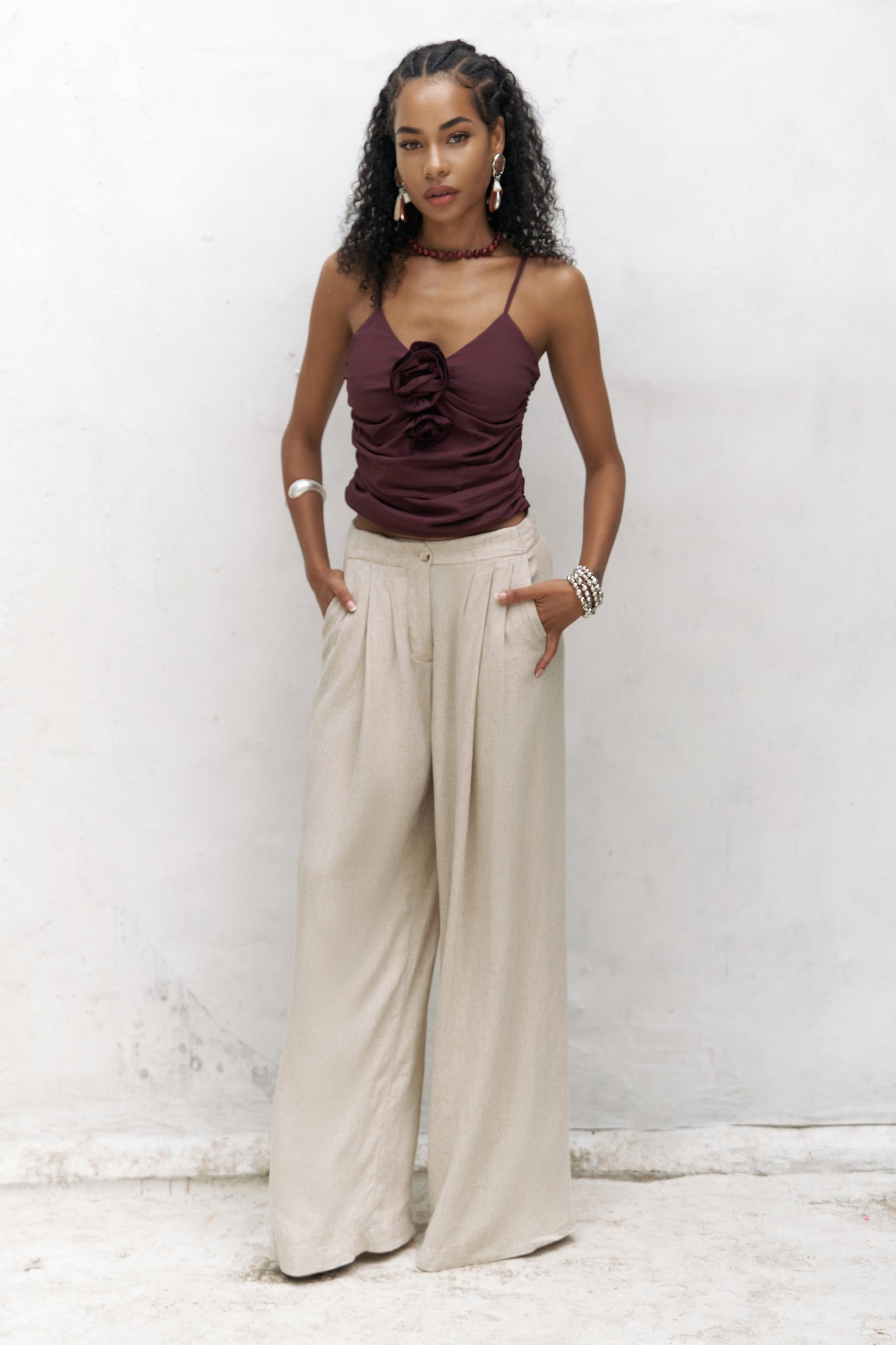 Tia Gül Detay Bordo Crop