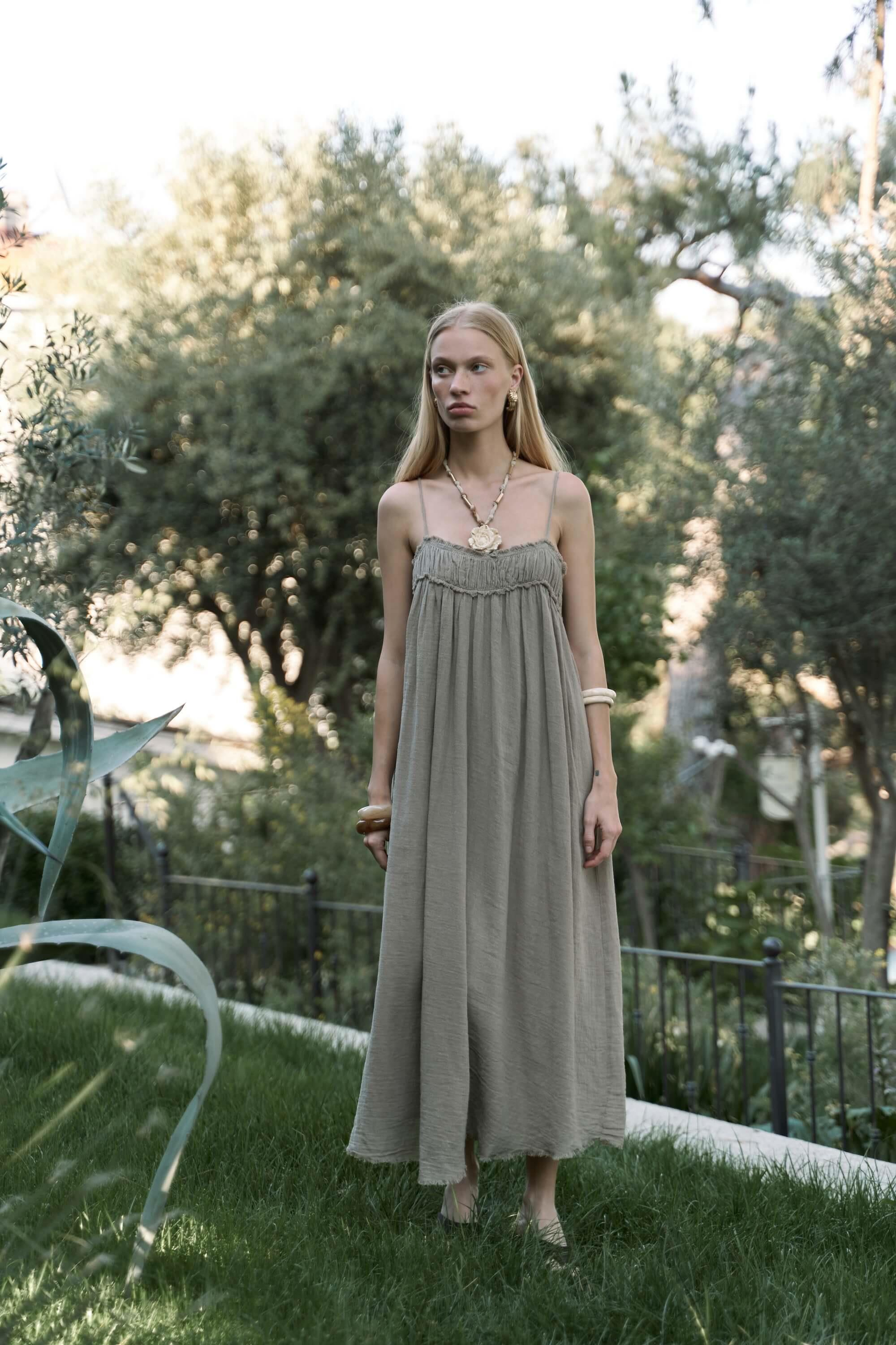 Torrora Uzun Haki Keten Elbise