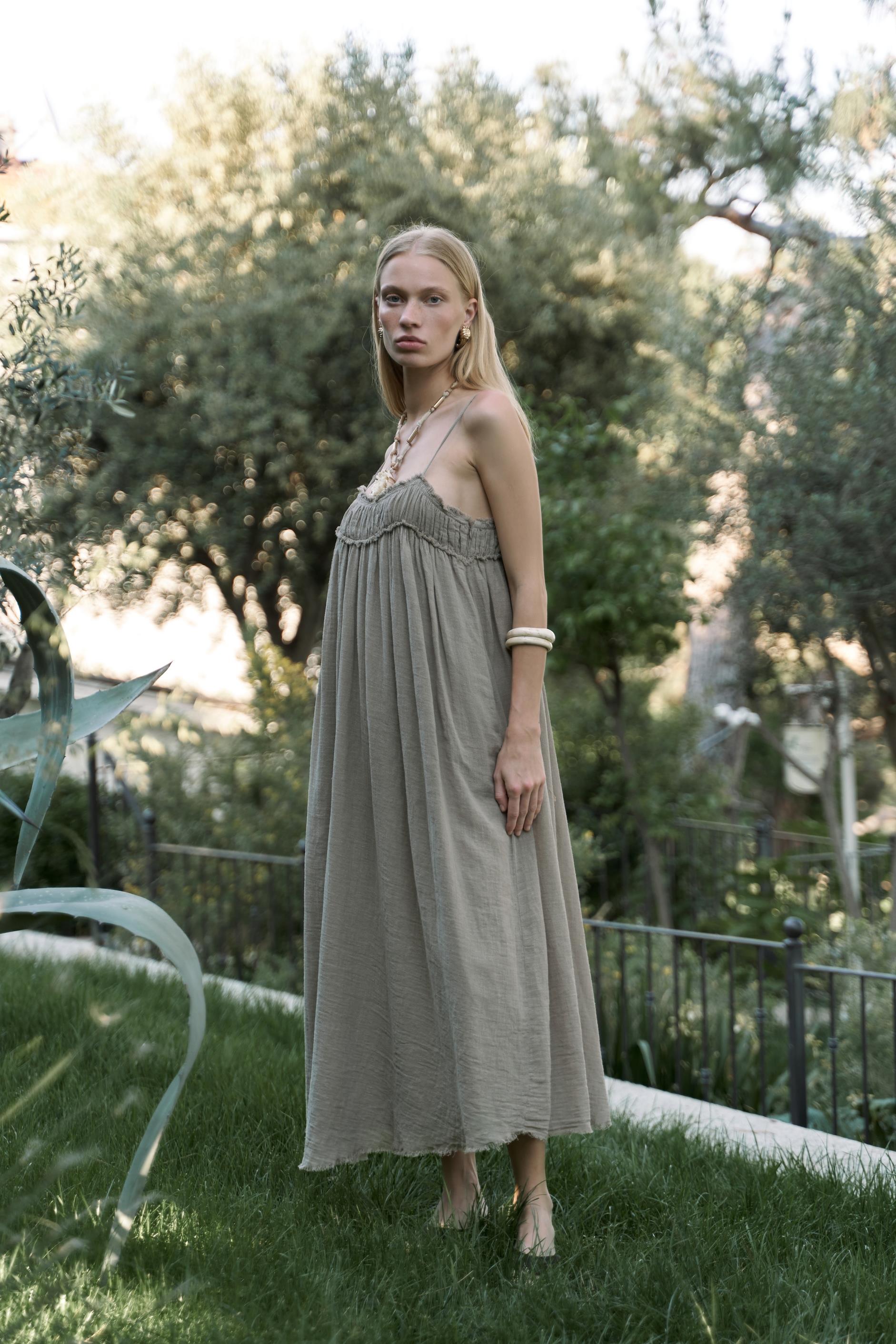 Torrora Uzun Haki Keten Elbise