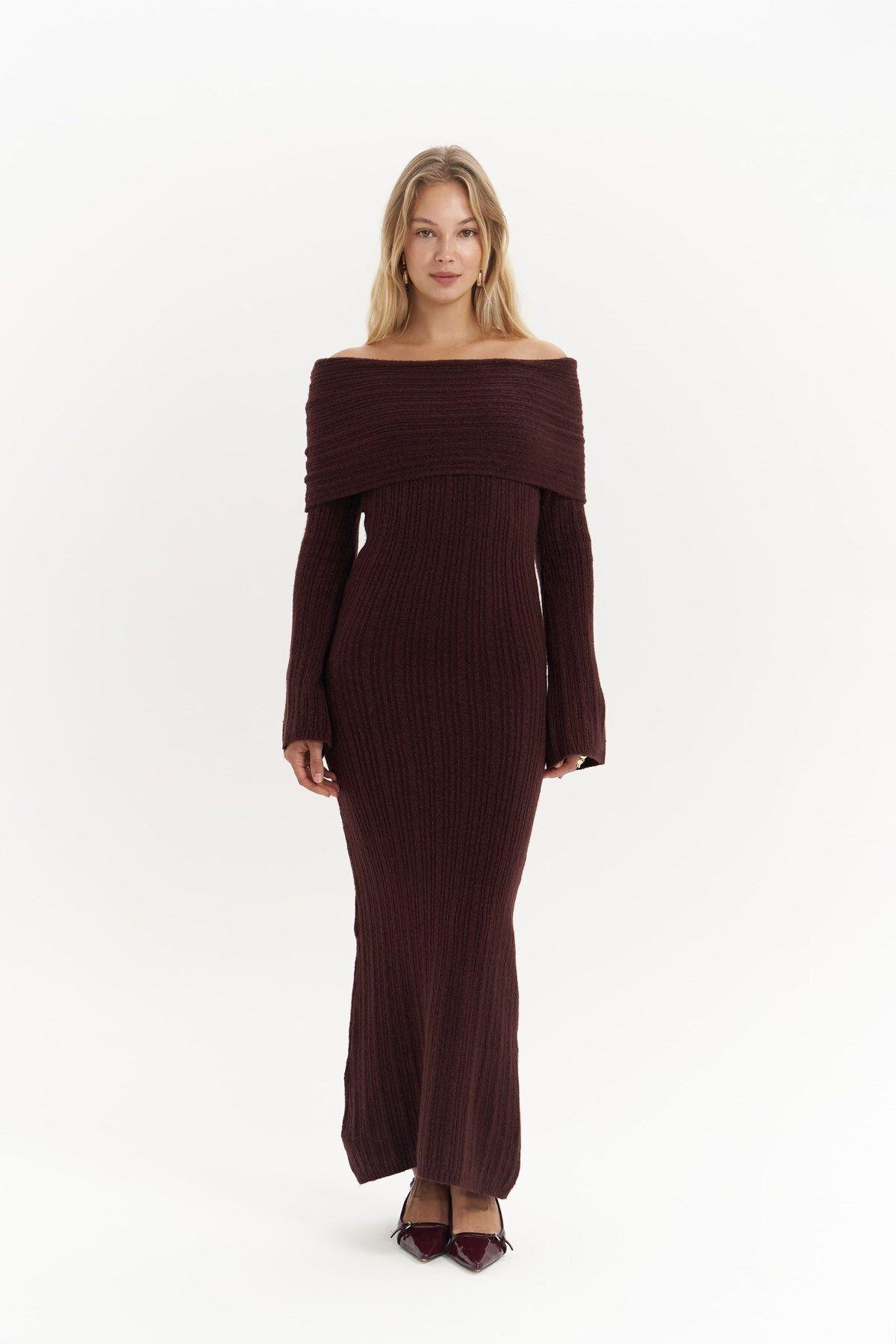 Valencia Burgundy Long Knit Dress
