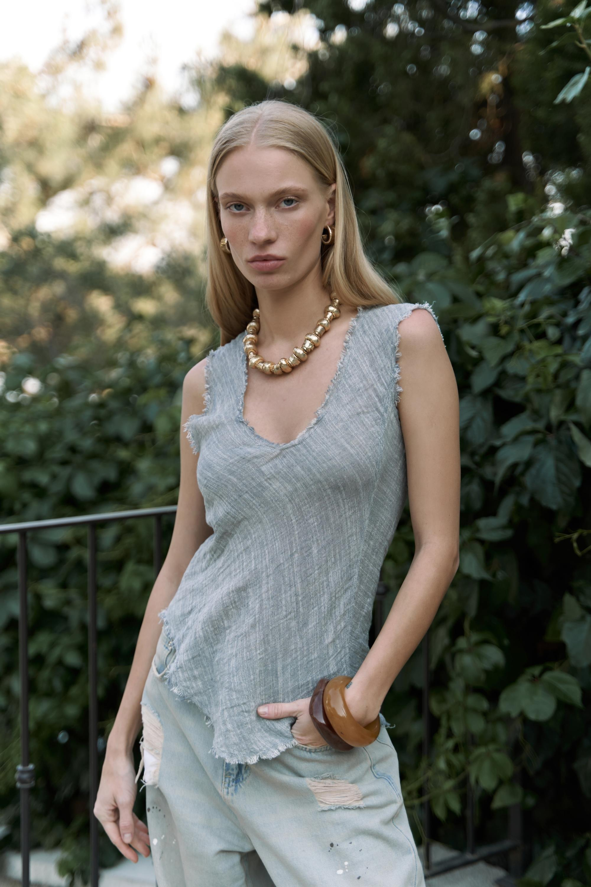 Veilinas Asimetrik Füme Keten Crop