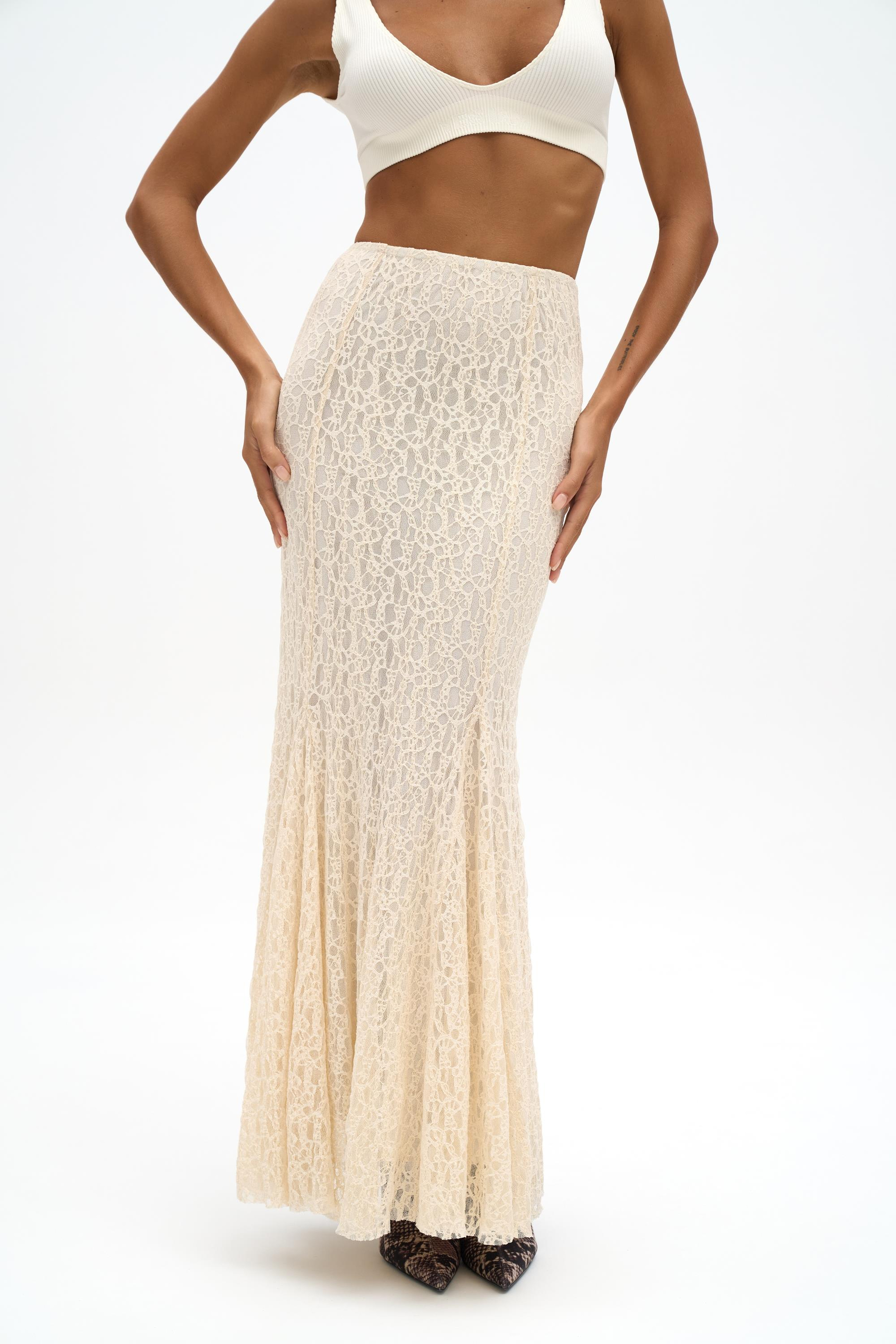 Veylia Uzun Bej Dantel Etek
