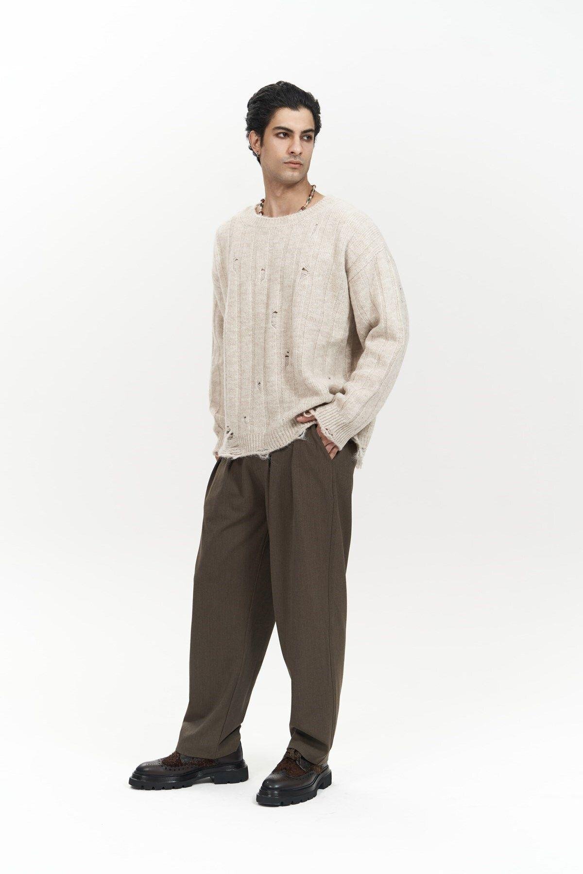 Vincent Yırtık Detay Bej Erkek Triko Kazak