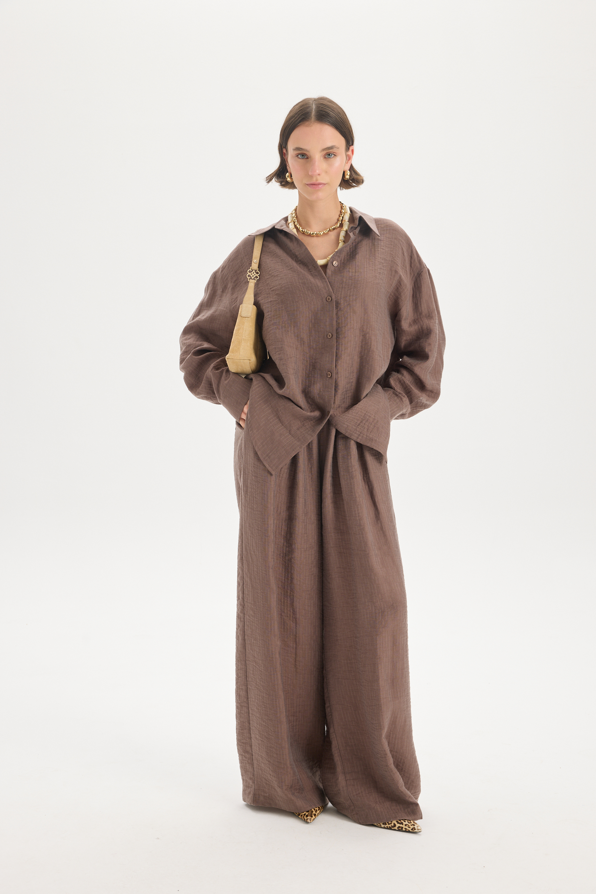 Yovena Düğme Detay Kahve Oversize Gömlek