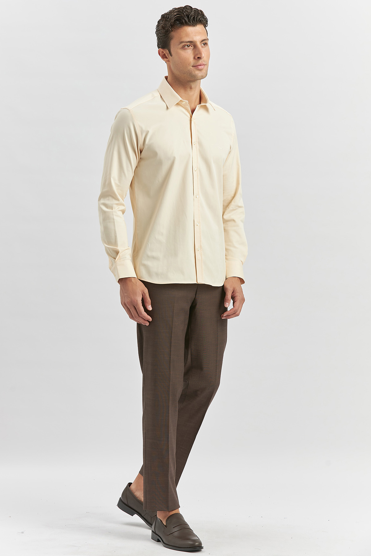 Bej Uzun Kol Düz Bez Ayağı Sert Yaka Classic Slim Fit Gömlek 1004240334