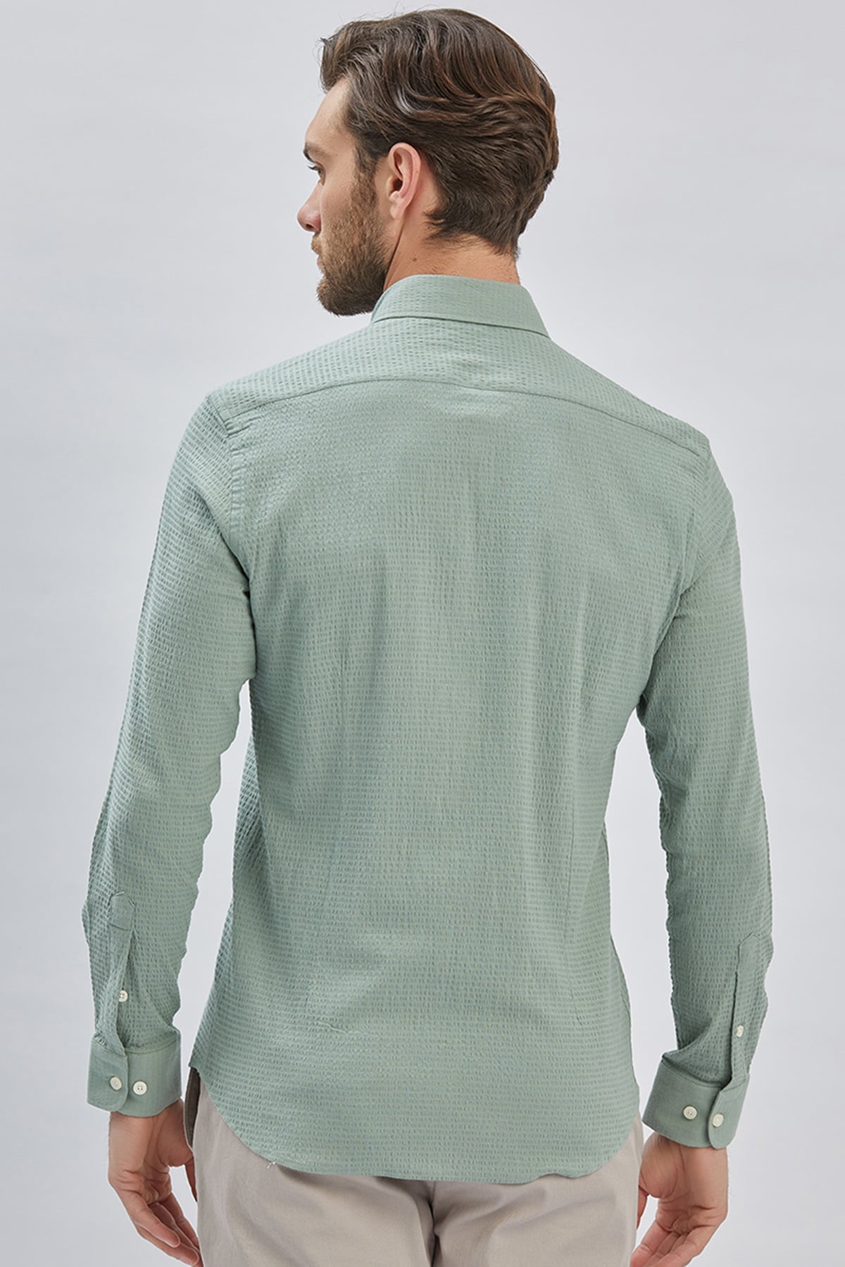 Yeşil Uzun Kollu Biritli Yaka Biyeli Pamuklu Likralı Casual Slim Fit Gömlek 1004240232