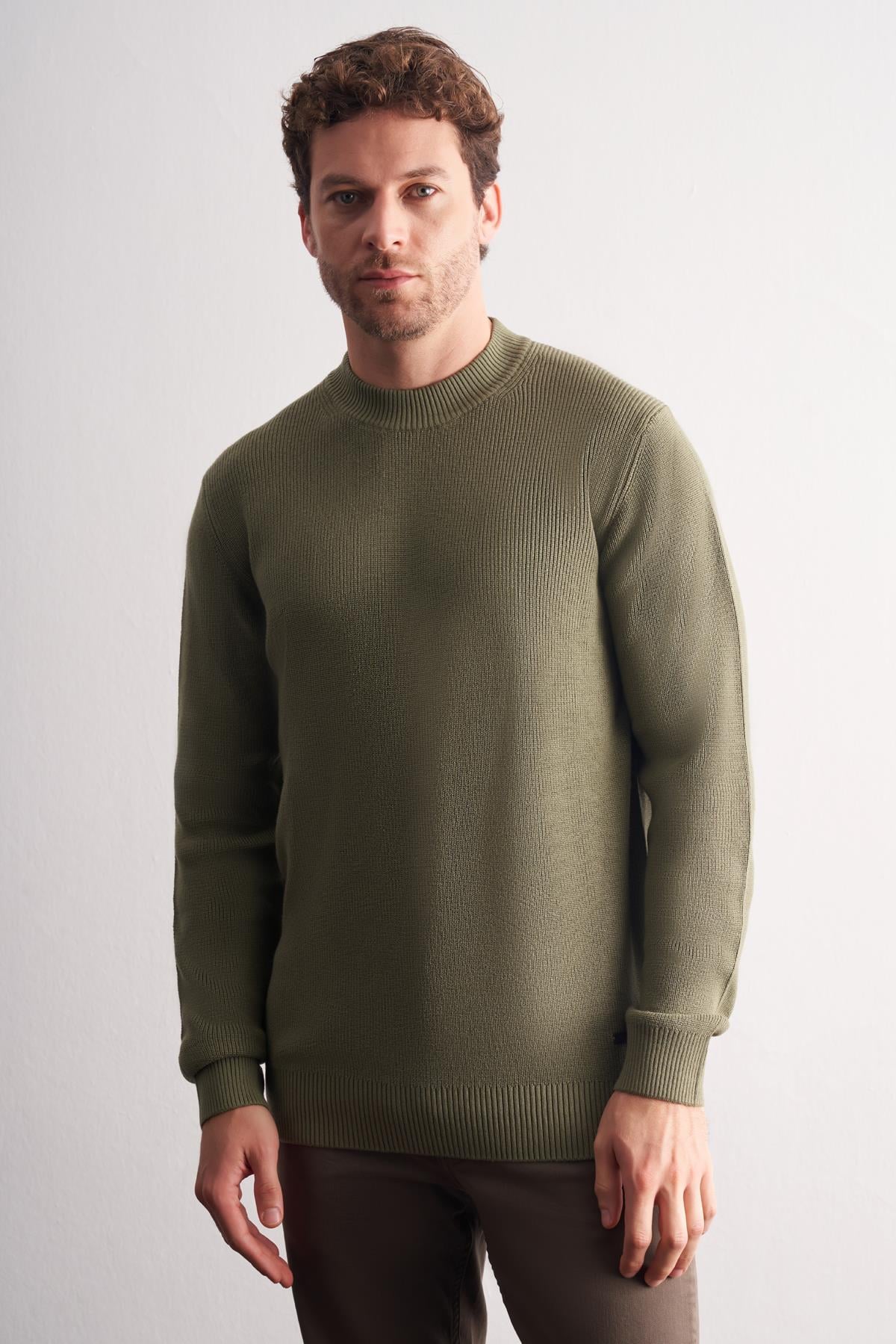 Yarım Balıkçı Yaka Uzun Kol Cepsiz Comfort Fit Casual Pamuklu Triko Kazak 1012255203