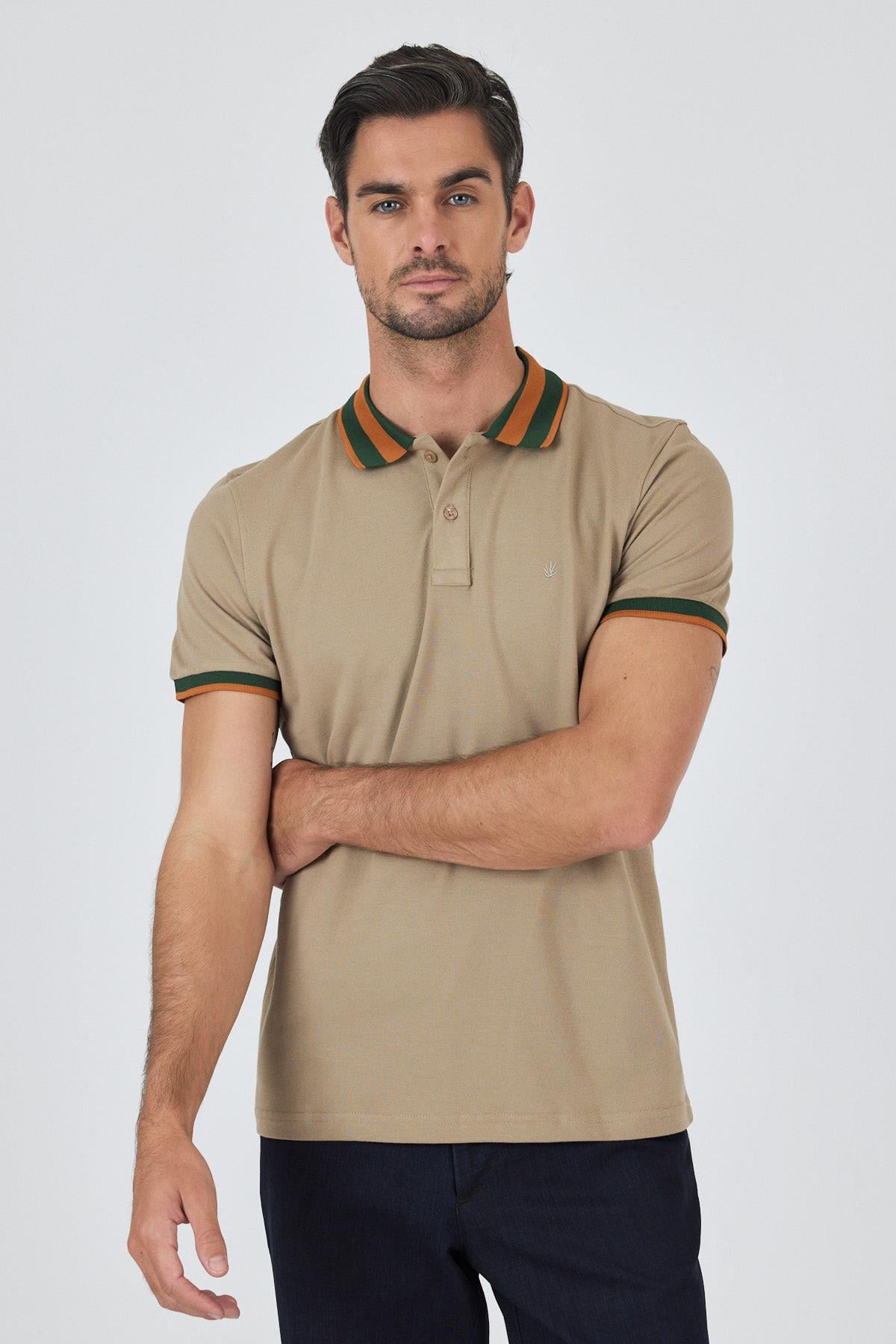 Bej Kısa Kol Düz Pike Polo Yaka Cepsiz Pamuk Casual Slim Fit Tişört 1011250103