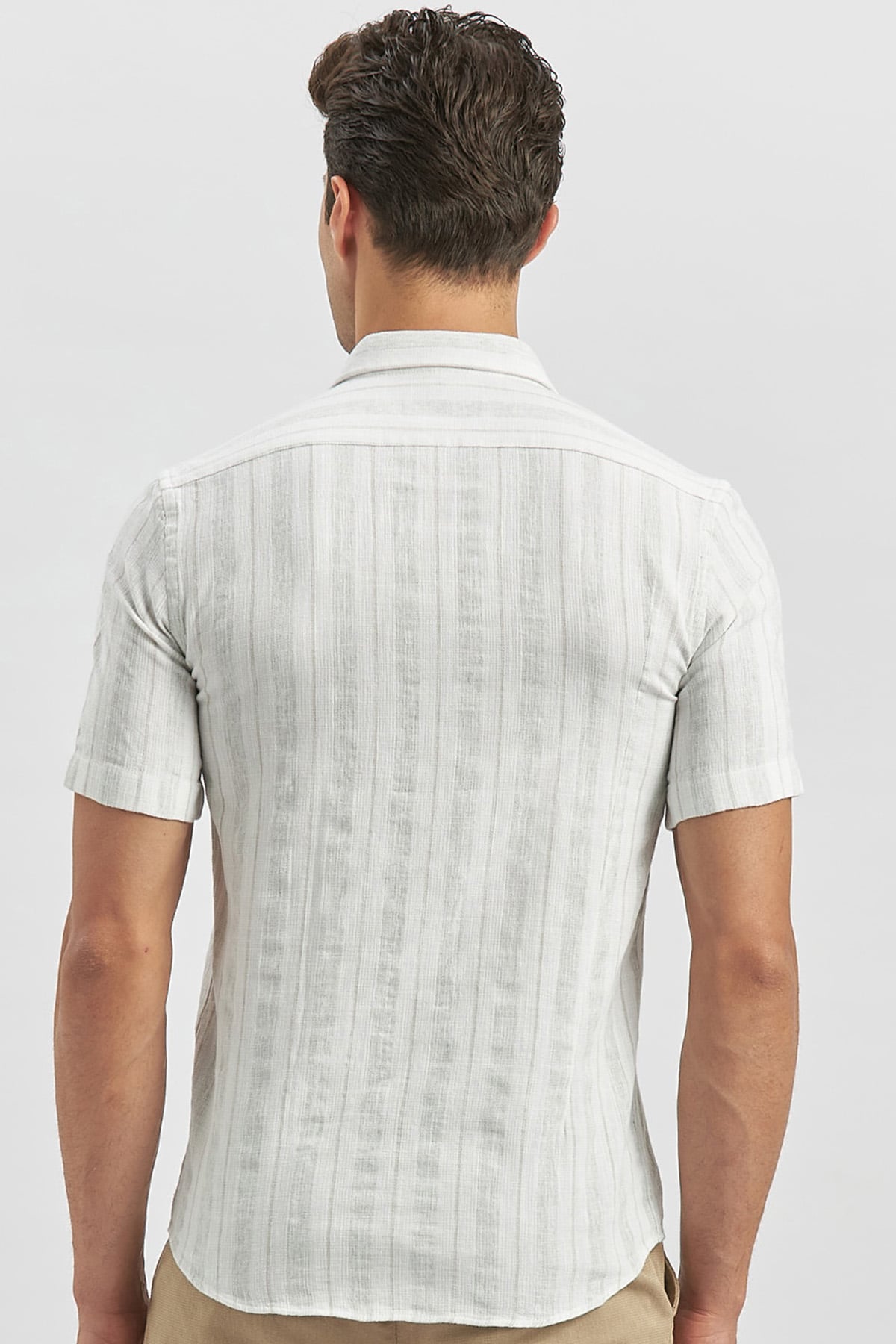 Bej Kısa Kollu Çizgili Armürlü Pamuklu Casual Slim Fit Dar Kesim Gömlek 1004240245