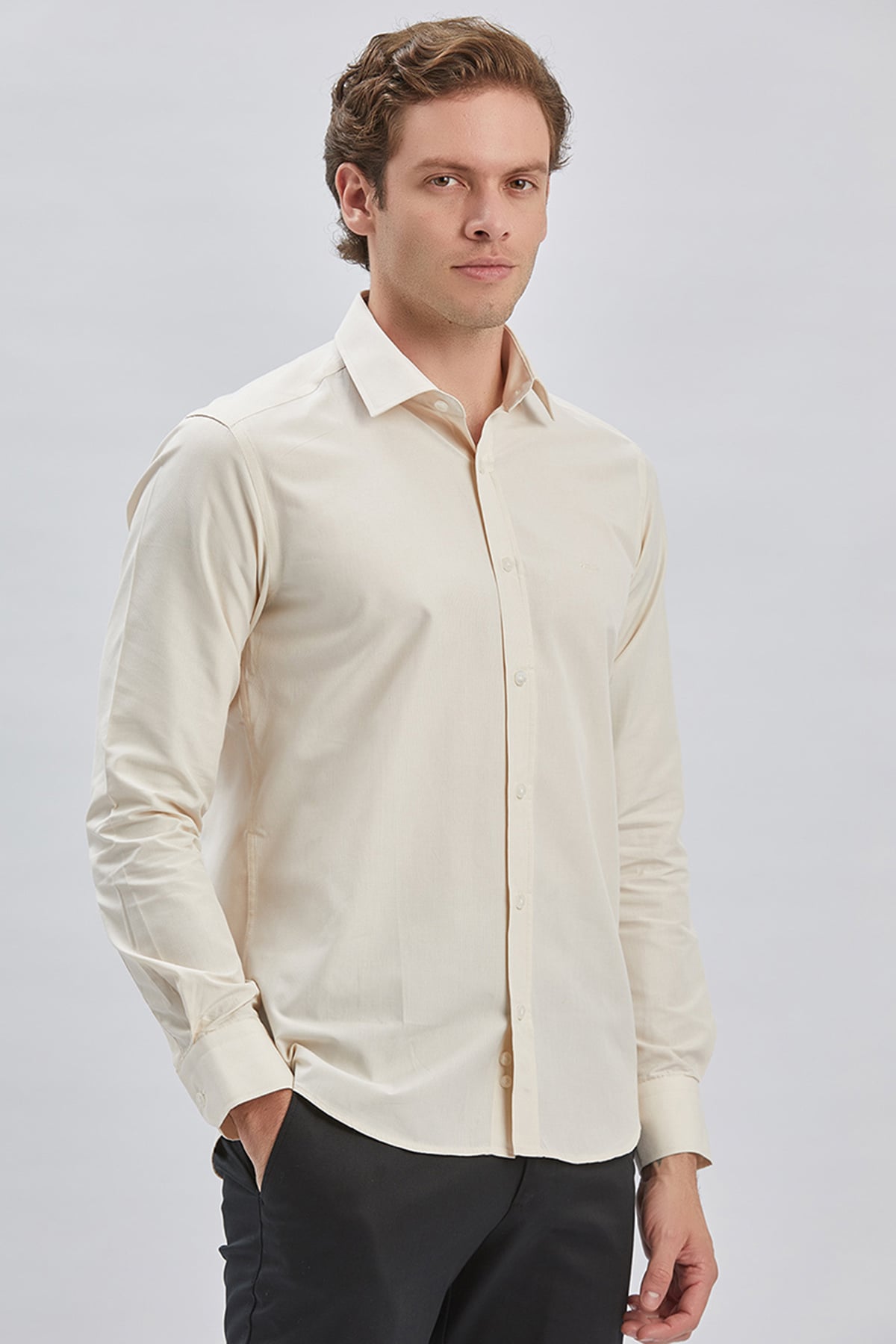 Bej Uzun Kollu Cepsiz Pamuklu Klasik Slim Fit Gömlek 1004240230
