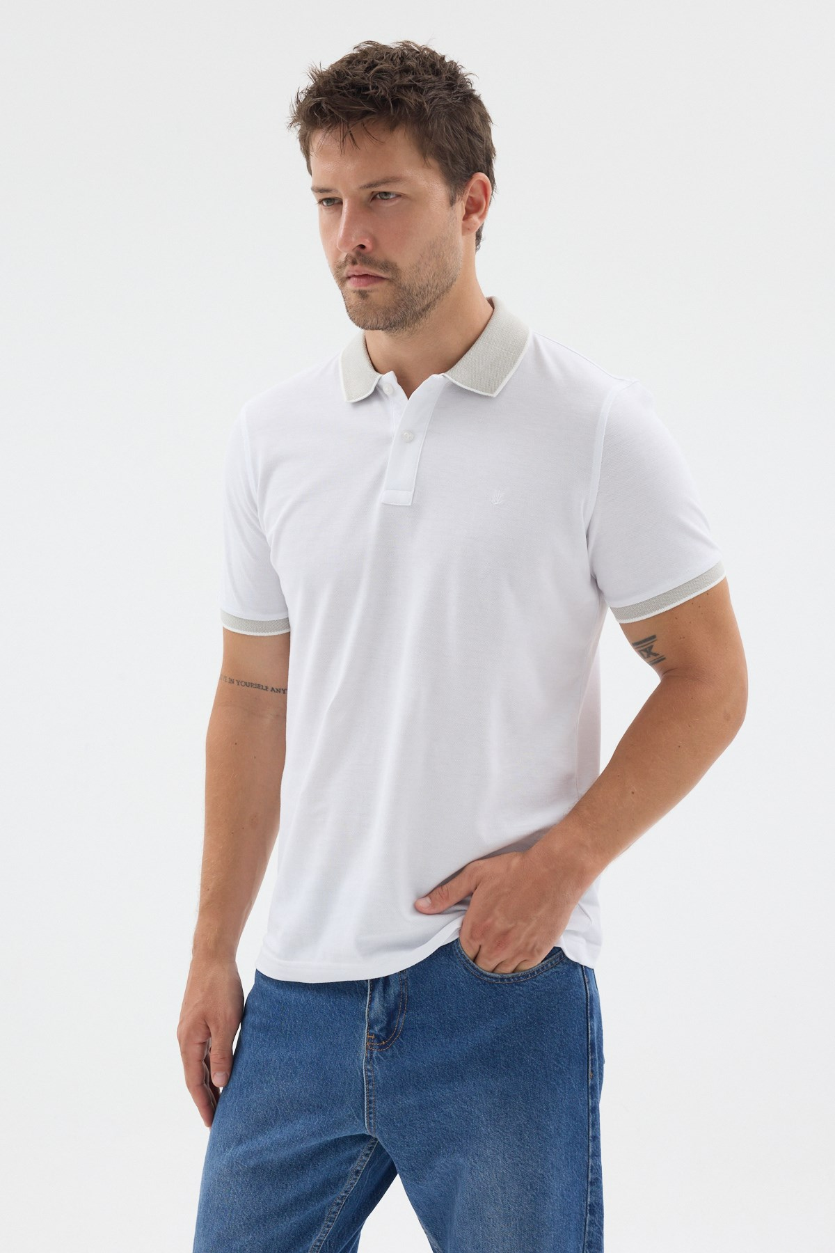 Beyaz-Çağla Polo Yaka Pike Kısa Kol Slim Fit %100 Pamuk Tişört 1011260171