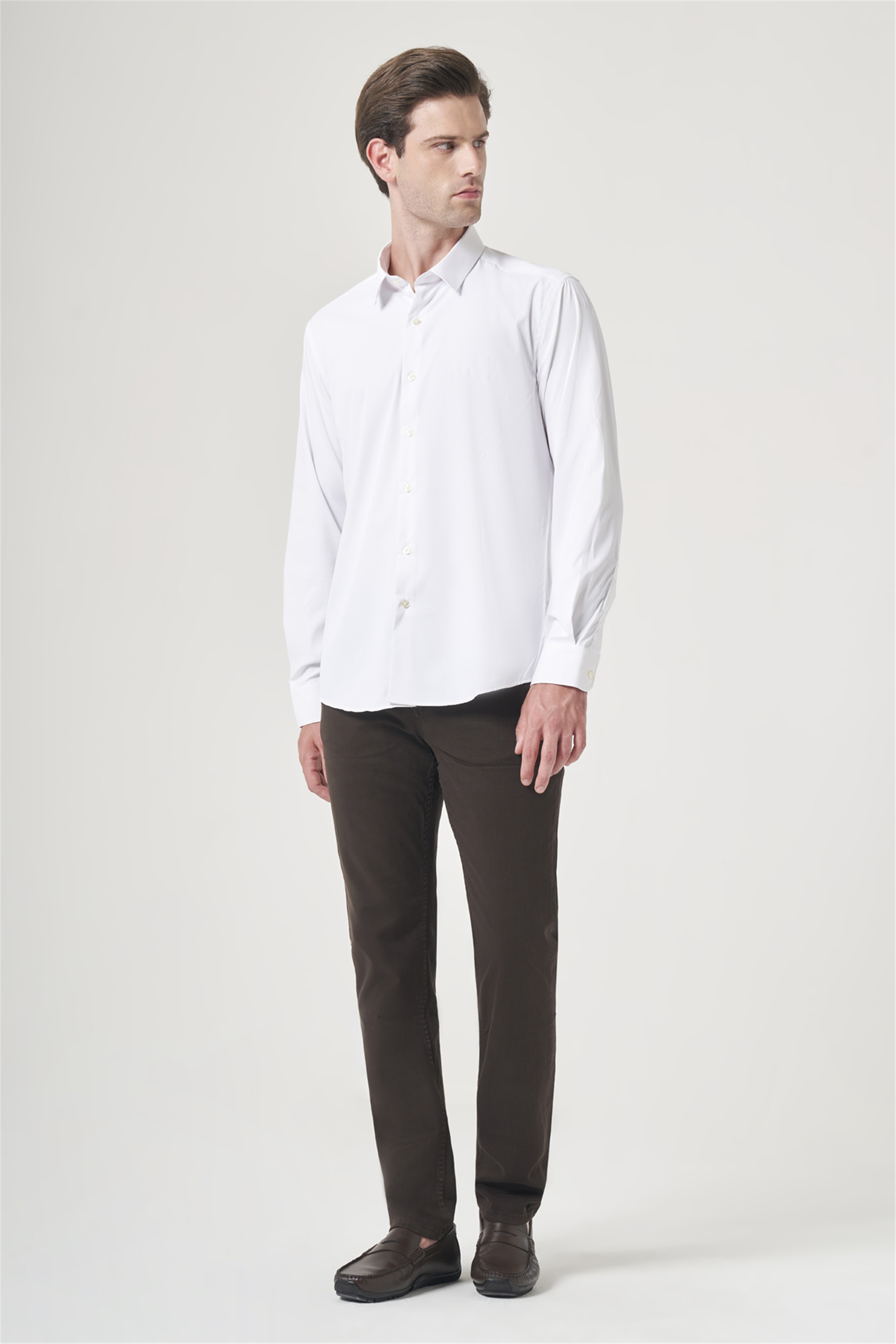 Beyaz Sert Yaka Uzun Kol Cepsiz Slim Fit Esnek Su İtici Gömlek 1004260234