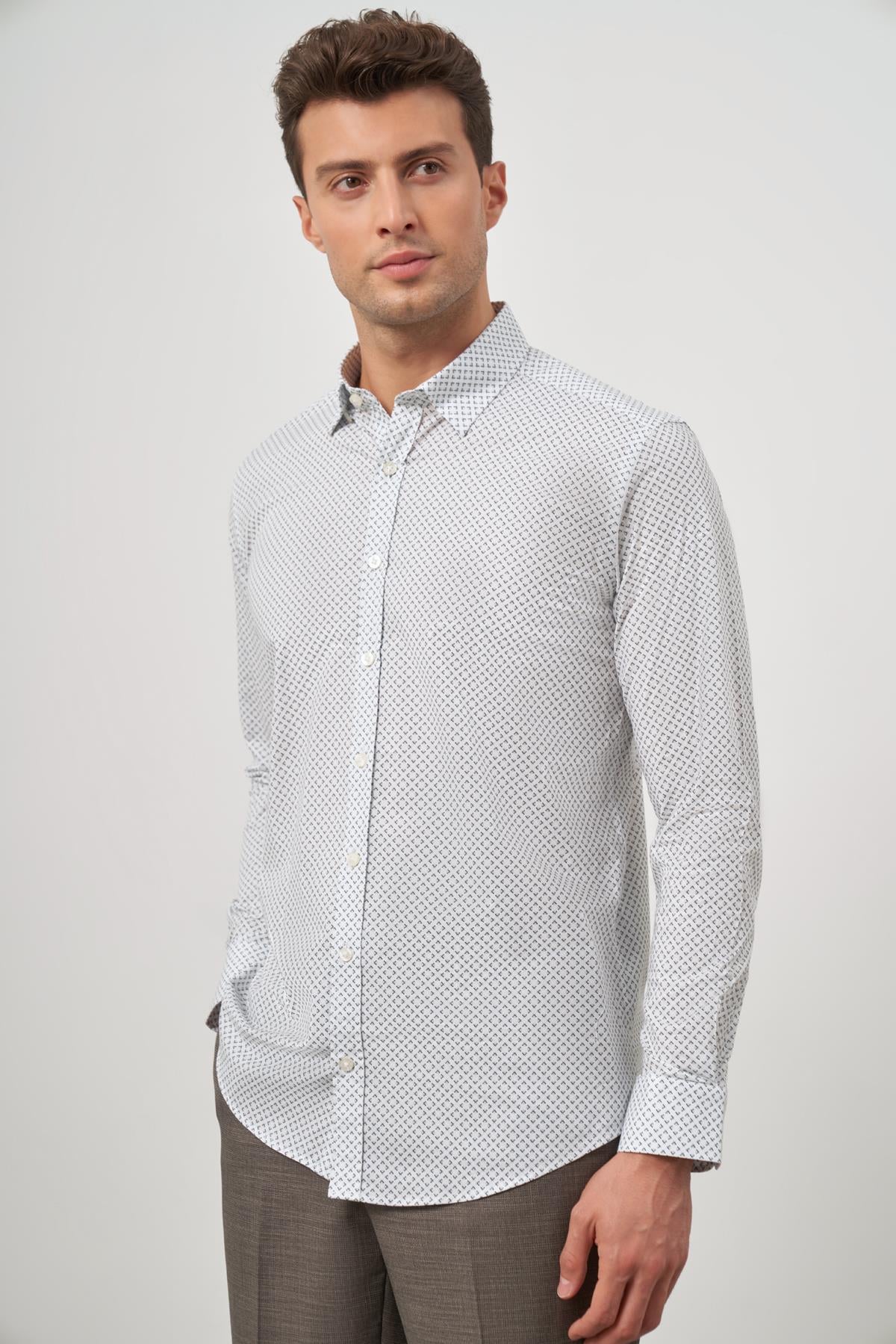 Beyaz Uzun Kol Perfectto Alttan Biritli Yaka Cepsiz Pamuklu Classic Slim Fit Gömlek 1004240259