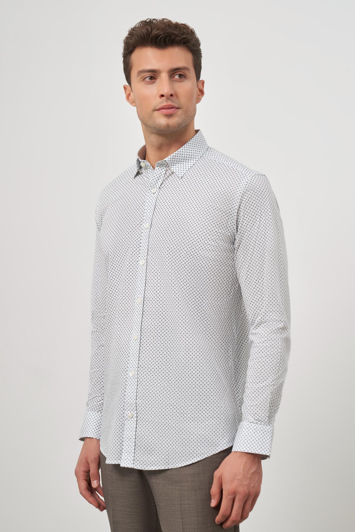 Beyaz Uzun Kol Perfectto Alttan Biritli Yaka Cepsiz Pamuklu Classic Slim Fit Gömlek 1004240259