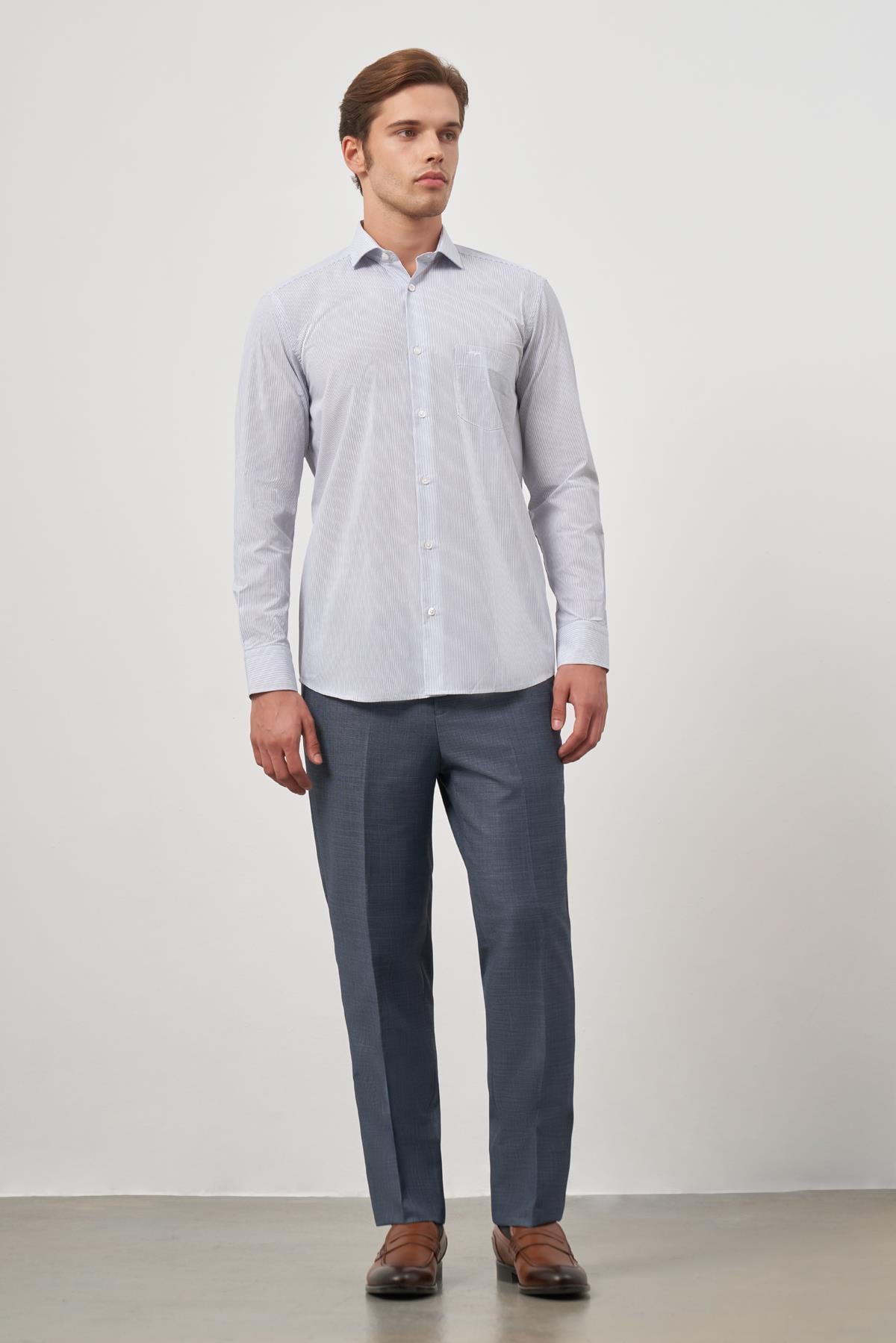 Beyaz Uzun Kol Desen Yarım İtalyan Yaka Cepli Pamuklu Classic Comfort Fit Gömlek 1004245175