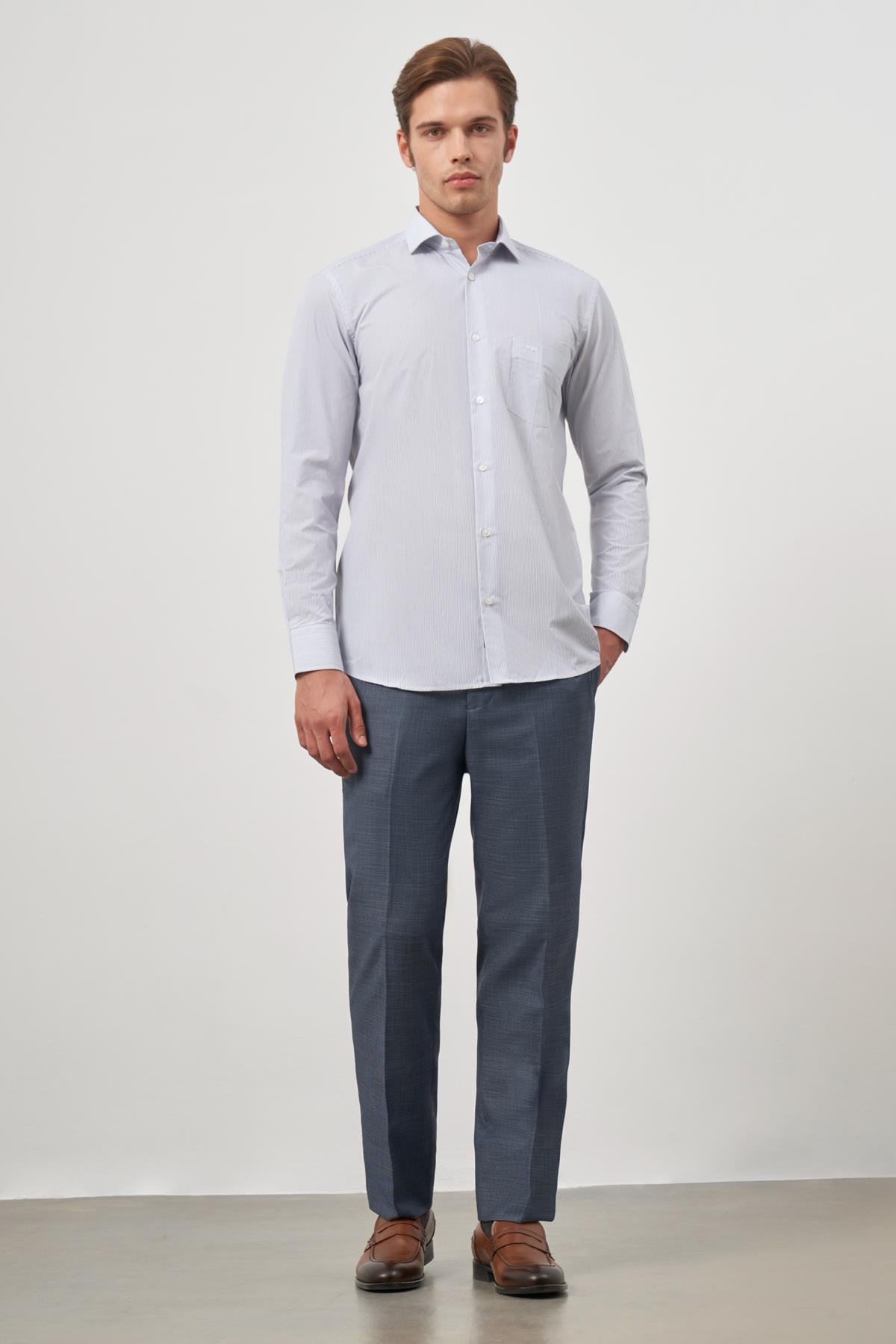 Beyaz Uzun Kol Desen Yarım İtalyan Yaka Cepli Pamuklu Classic Comfort Fit Gömlek 1004245175