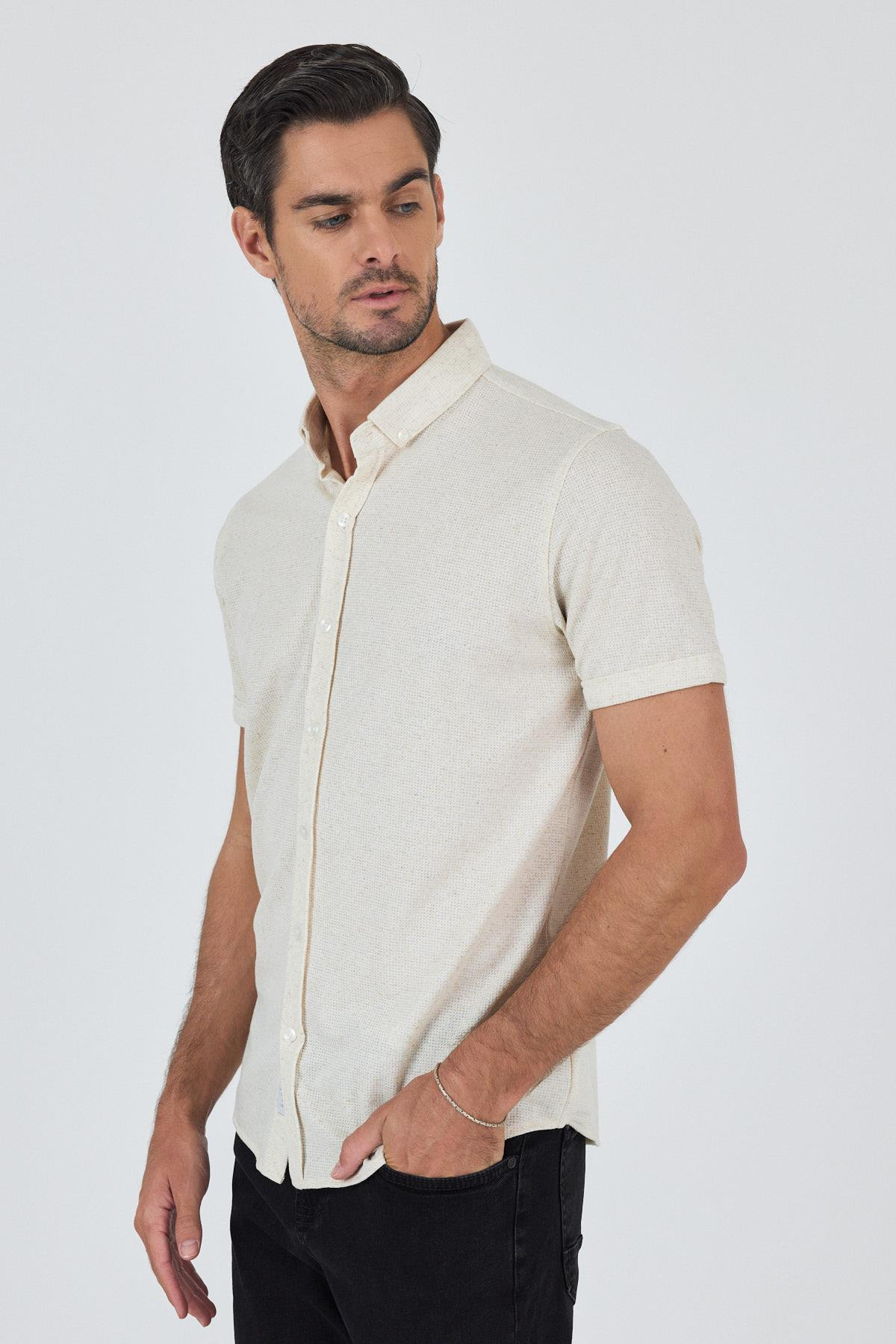 Ekru Kısa Kol Düz Örme Düğmeli Yaka Cepsiz Pamuklu Classic Slim Fit Gömlek 1004250155
