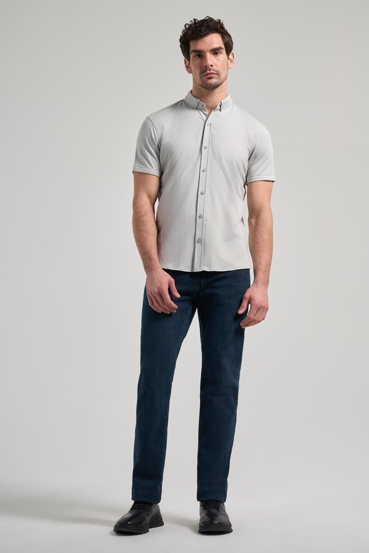 Gri Uzun Kol Düz Örme Düğmeli Yaka Cepsiz Pamuklu Classic Slim Fit Gömlek 1004250152
