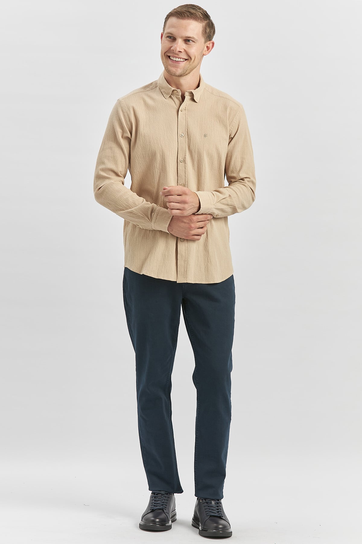 Turuncu Uzun Kollu Gofreli Biyeli %100 Pamuk Casual Slim Fit Dar Kesim Gömlek 1004240247
