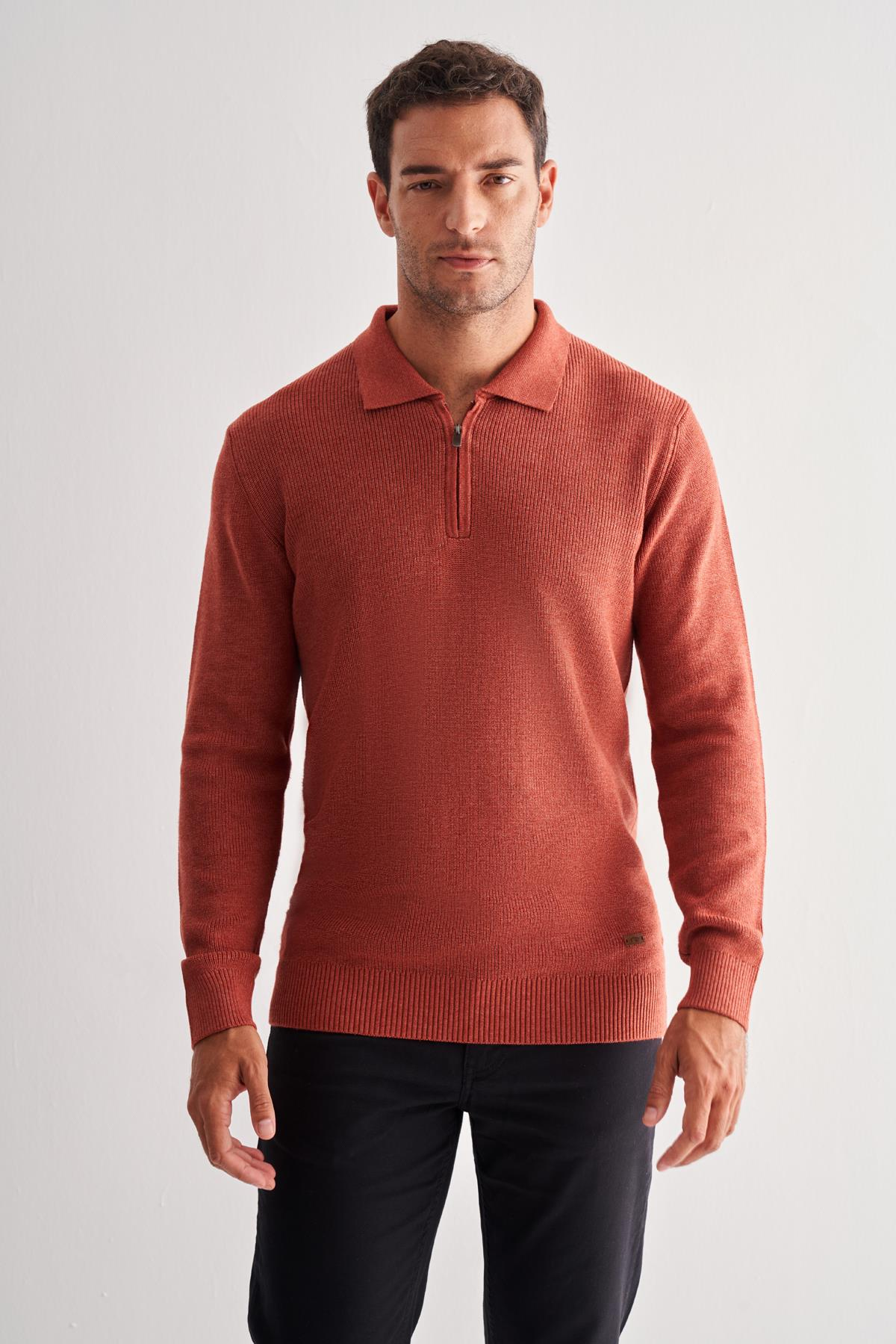 Kırmızı Fermuarlı Polo Yaka Uzun Kol Cepsiz Comfort Fit Casual Pamuklu Triko Kazak 1012255202