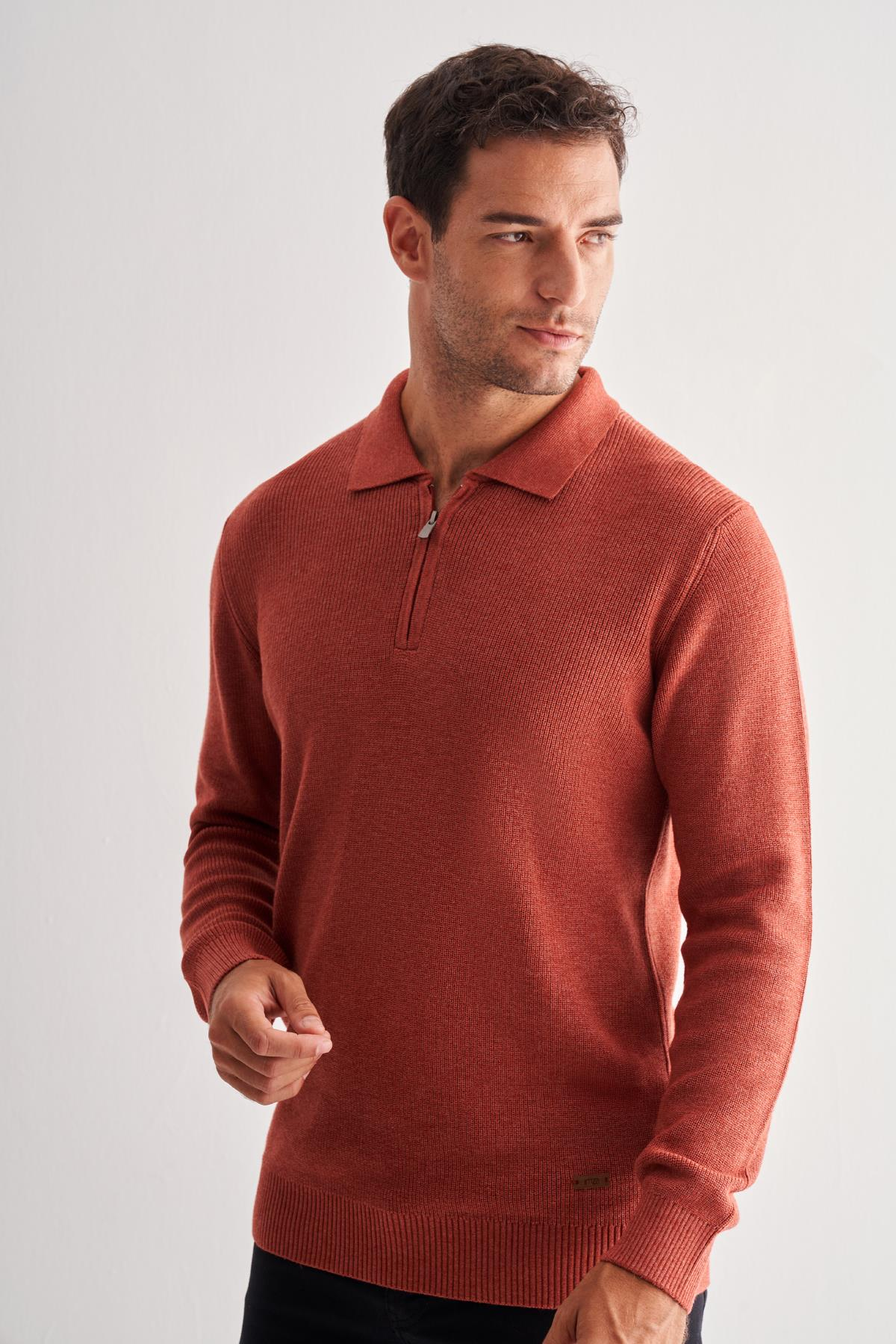 Kırmızı Fermuarlı Polo Yaka Uzun Kol Cepsiz Comfort Fit Casual Pamuklu Triko Kazak 1012255202