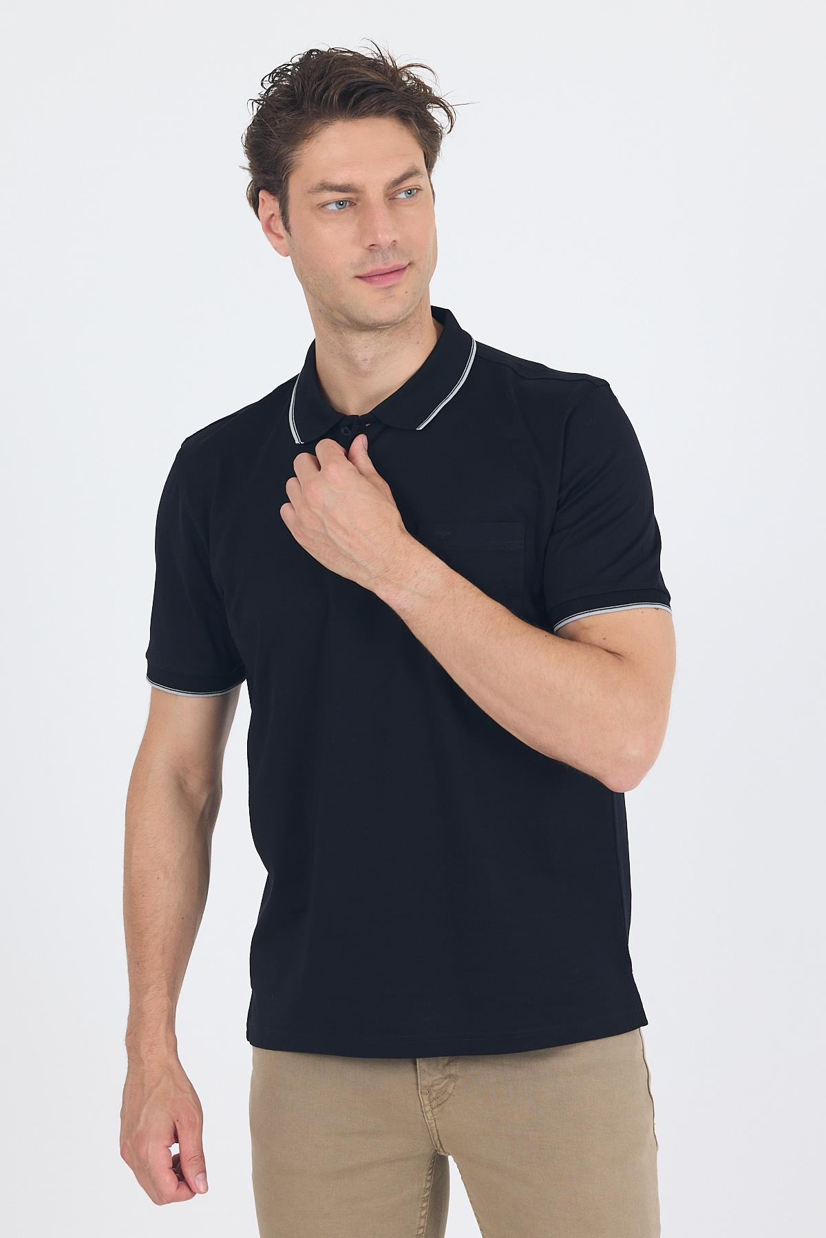Siyah Kol Düz Suprem Polo Yaka Cepli %100 Pamuk Comfort Fit Tişört 1011250189