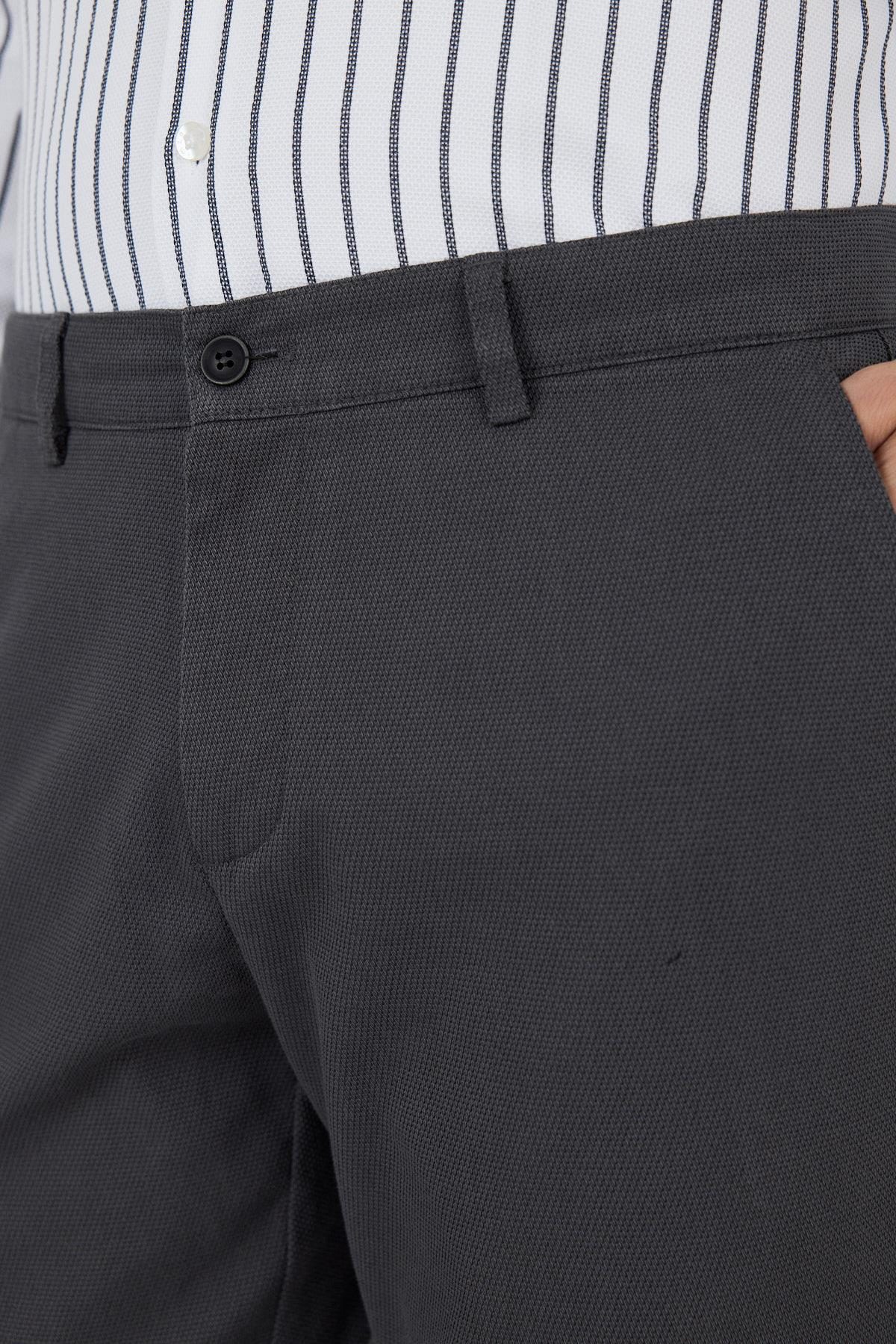 Desenli Armürlü Yan Cep Düz Paça Comfort Fit Pamuklu Casual Chino Pantolon 1003250122