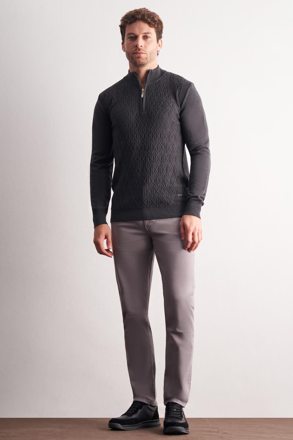 Dik Yaka Cepsiz Uzun Kol Örme Comfort Fit Pamuklu Kazak 1012255108