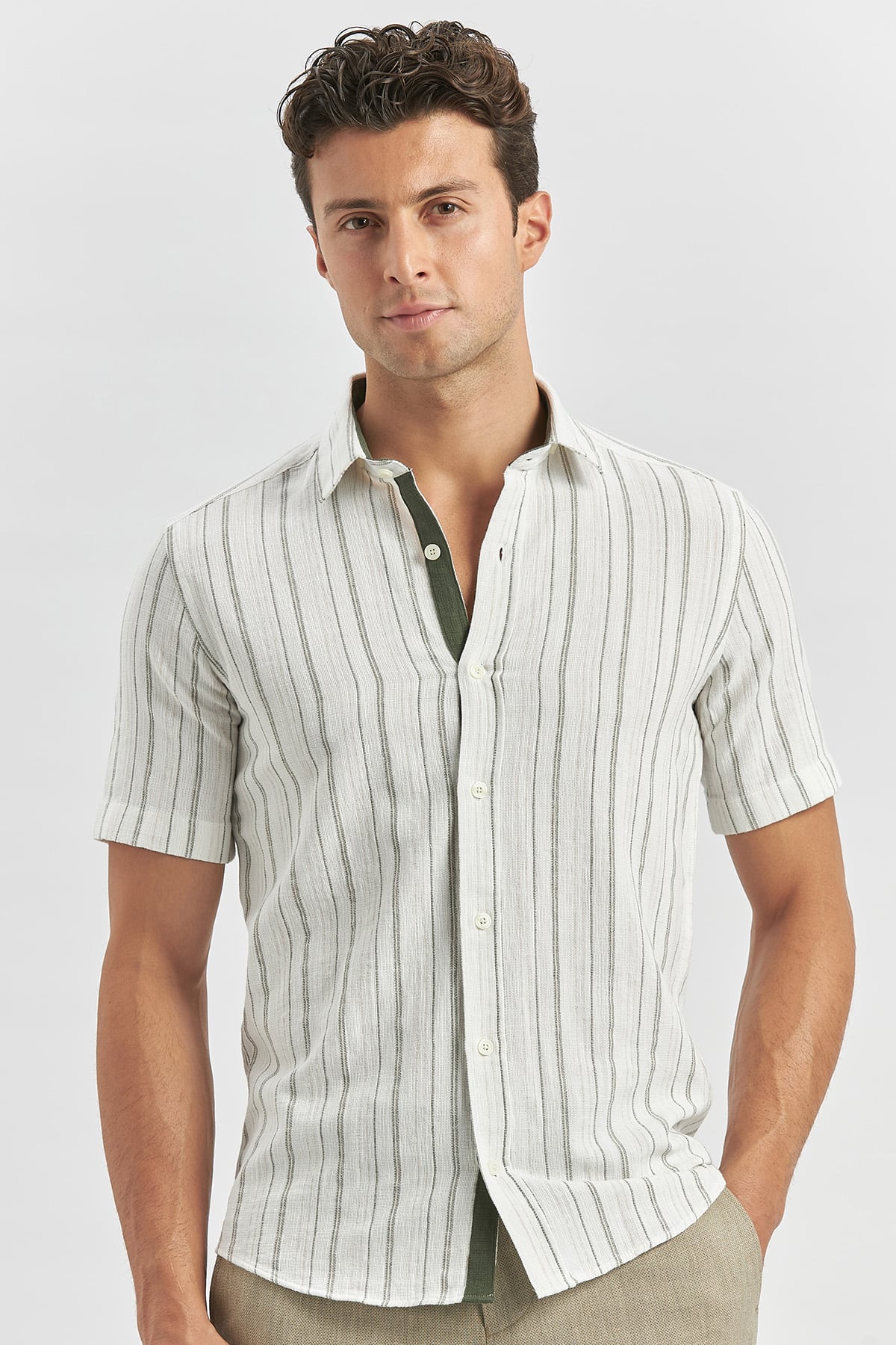 Haki Kısa Kollu Armürlü Garnili Pamuklu Casual Slim Fit Gömlek 1004240244