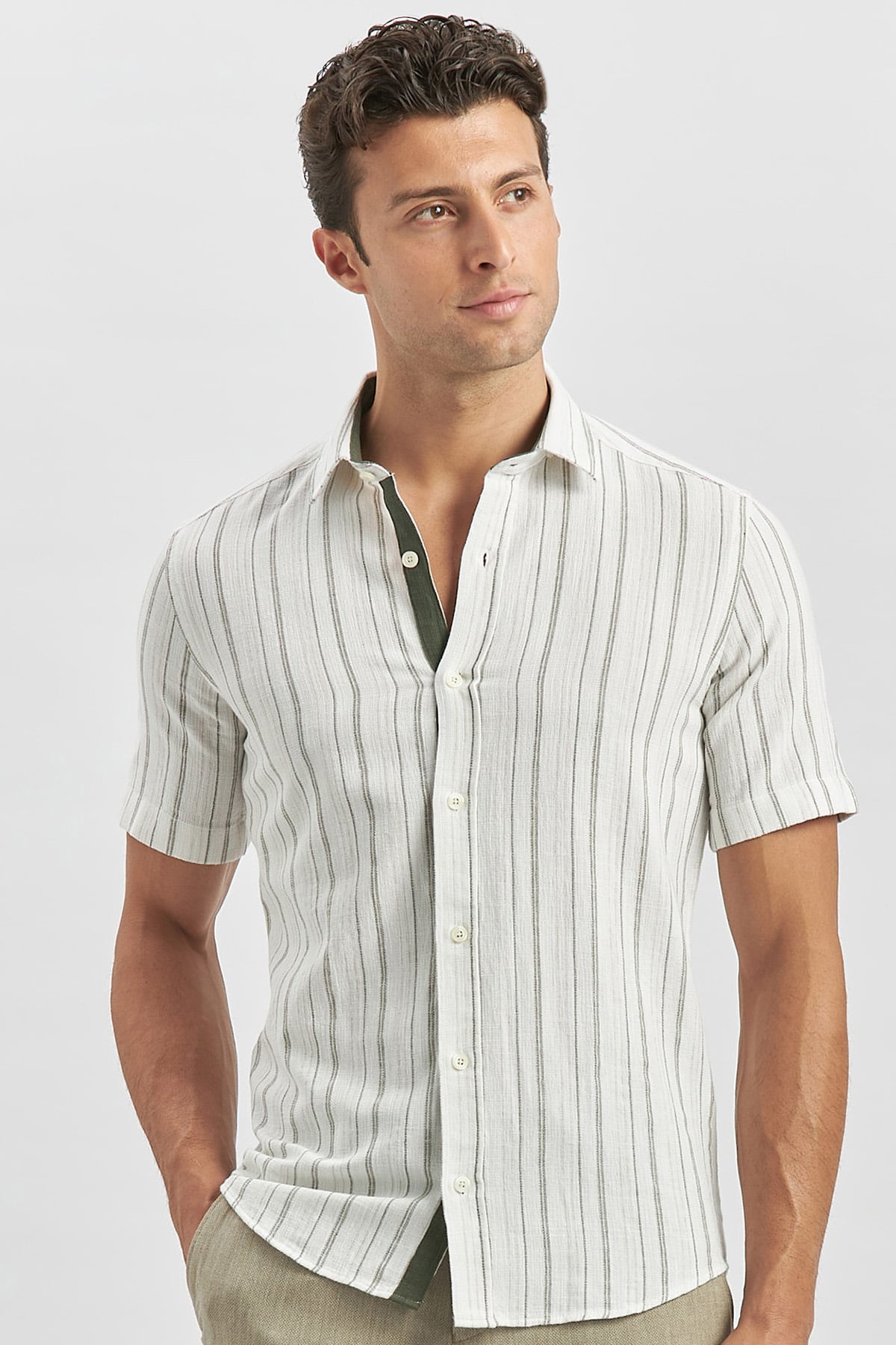 Haki Kısa Kollu Armürlü Garnili Pamuklu Casual Slim Fit Gömlek 1004240244