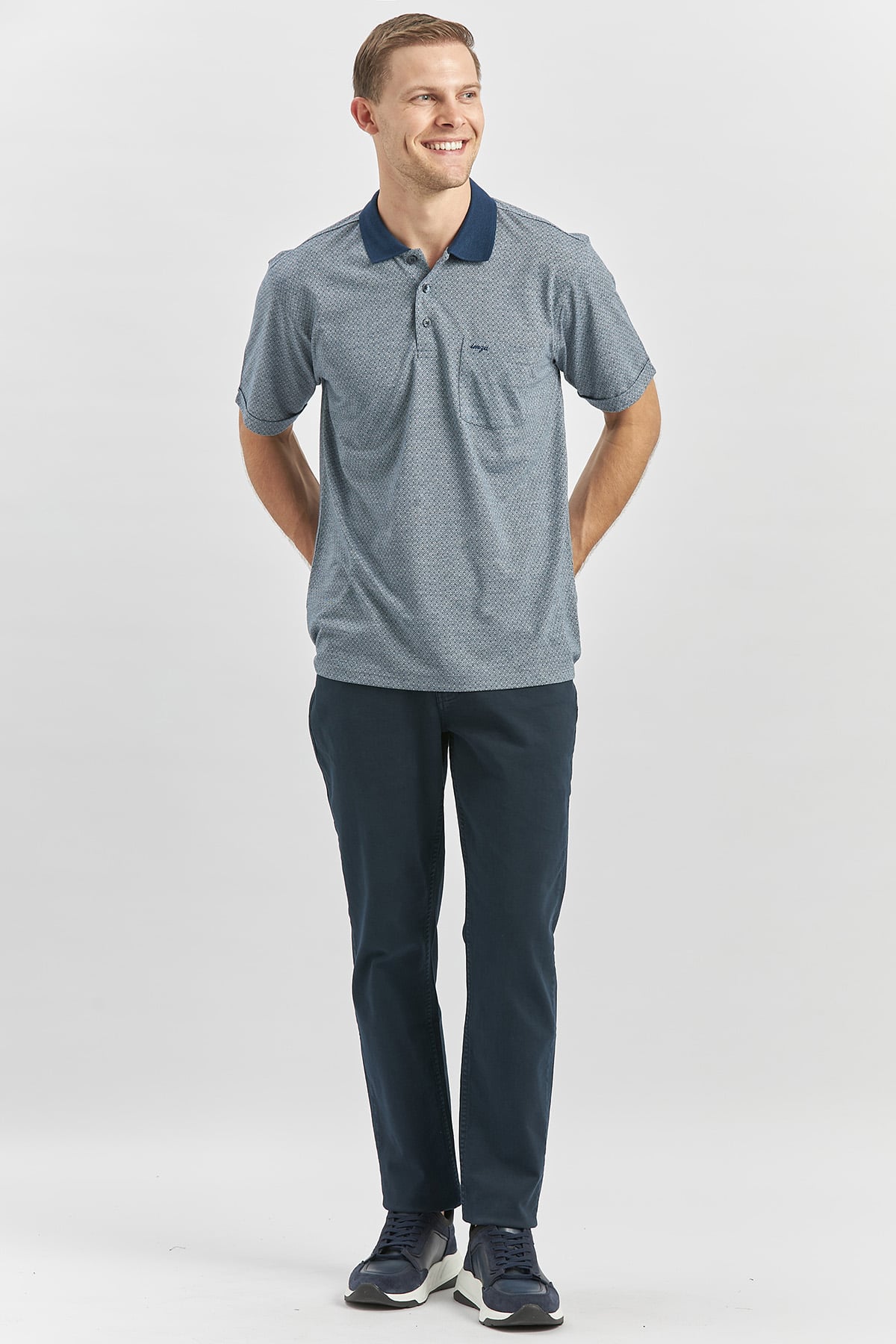 Lacivert Kısa Kol Kendinden Desenli Jakarlı Polo Yaka Classic Comfort Fit Tişört 1011240190
