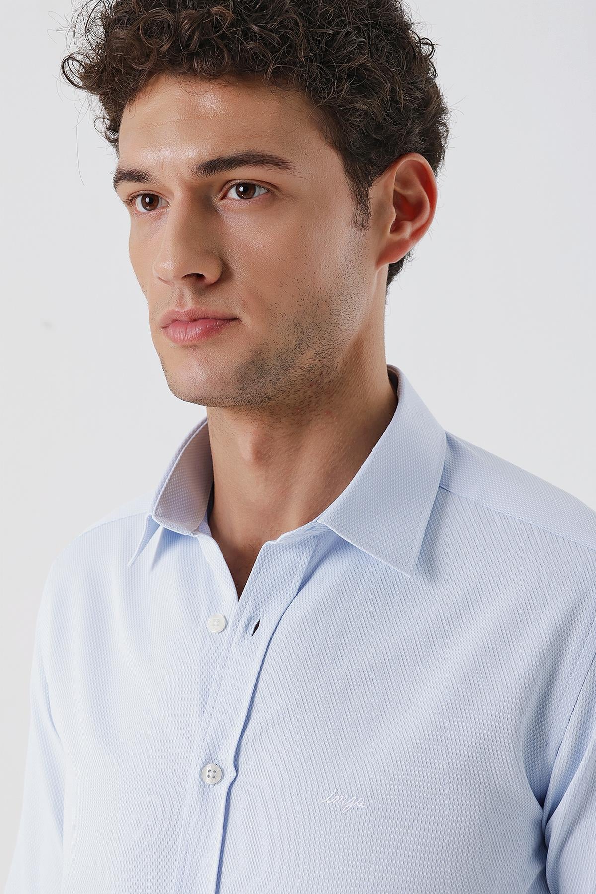 Mavi Uzun Kollu Armürlü Cepsiz Pamuklu Likralı Slim Fit Dar Kesim Gömlek 1004240193
