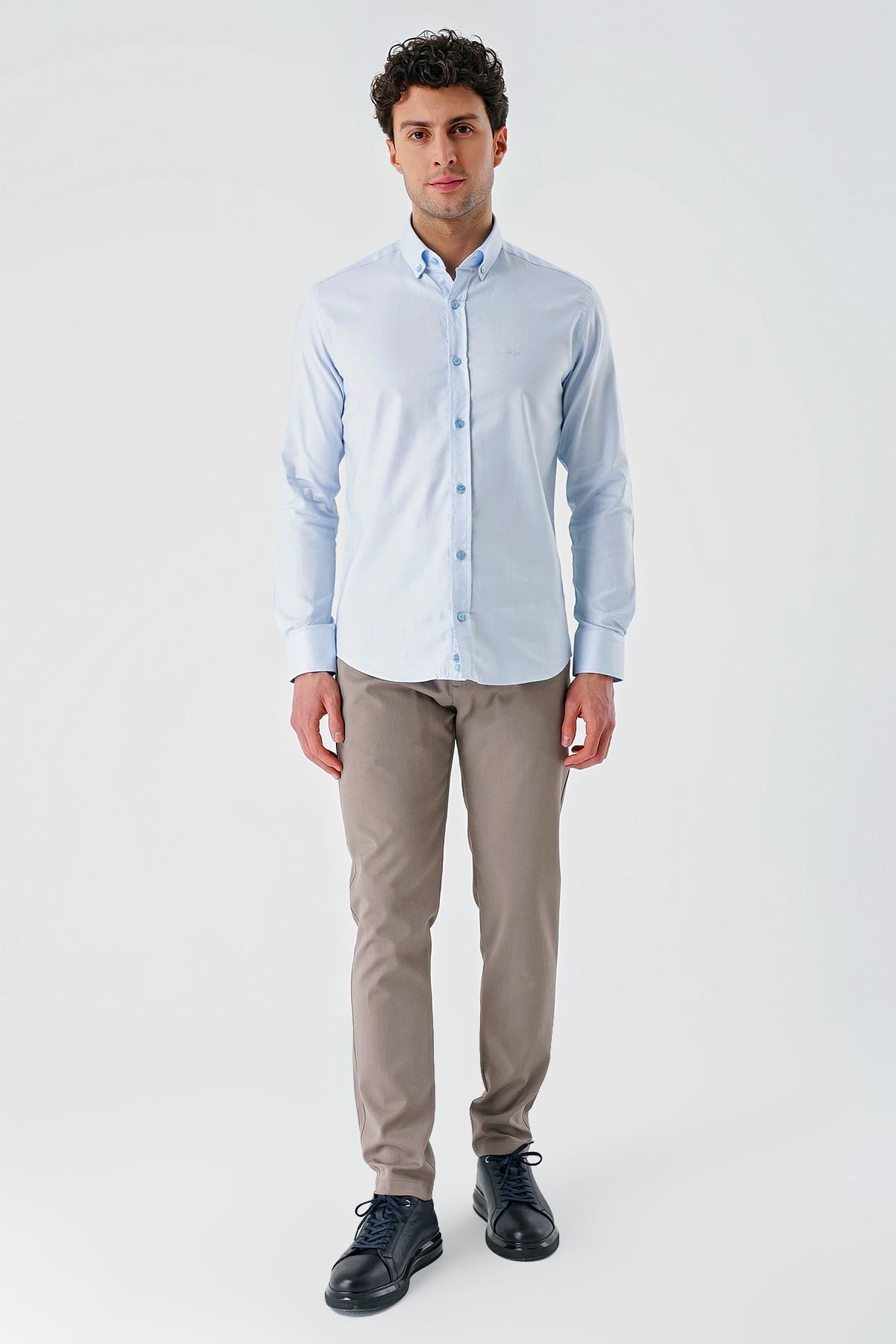 Mavi Uzun Kollu Oxford Cepsiz %100 Pamuk Klasik Slim Fit Dar Kesim Gömlek 1004240188