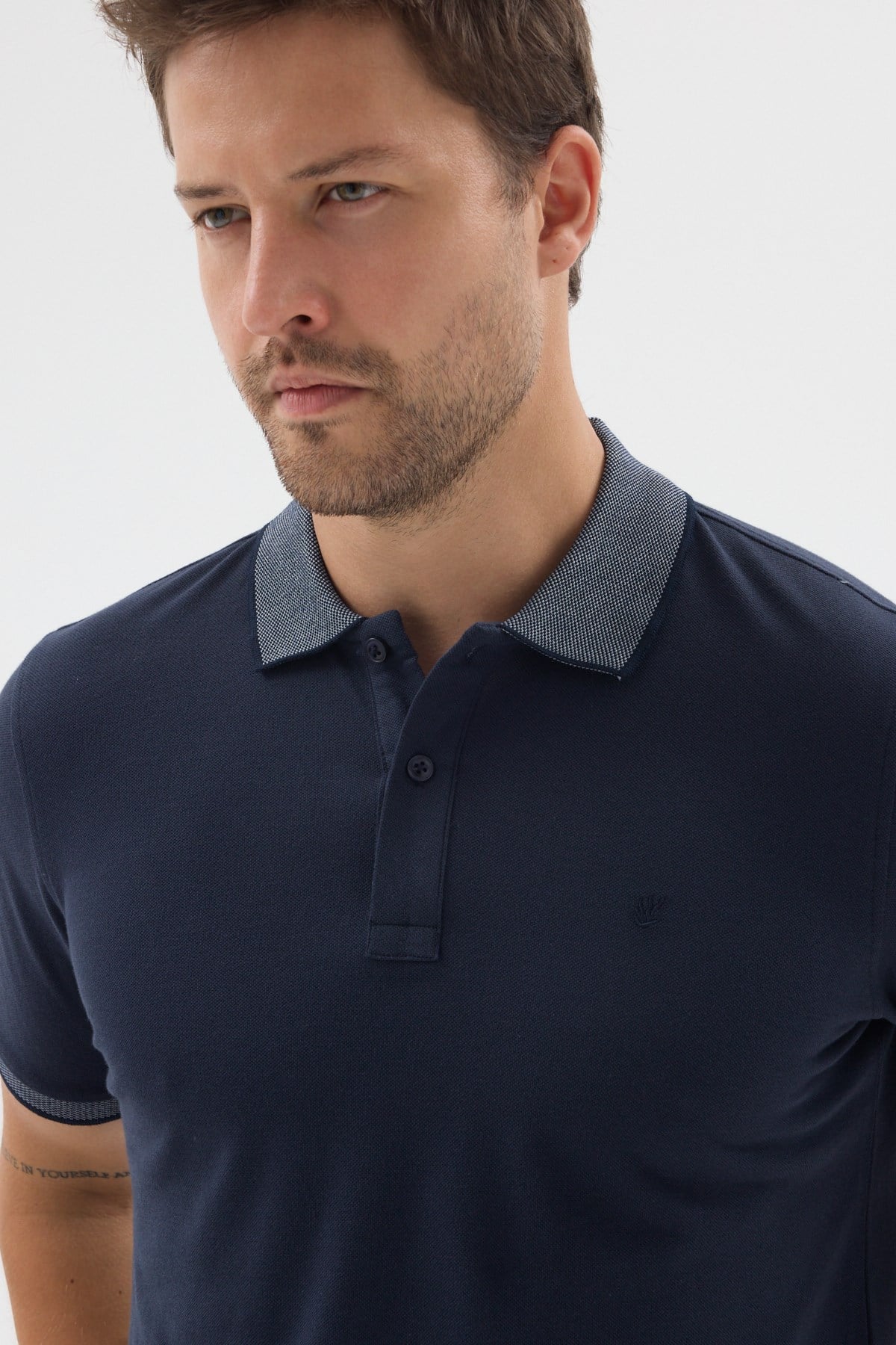 Lacivert-Mavi Polo Yaka Pike Kısa Kol Slim Fit %100 Pamuk Tişört 1011260171