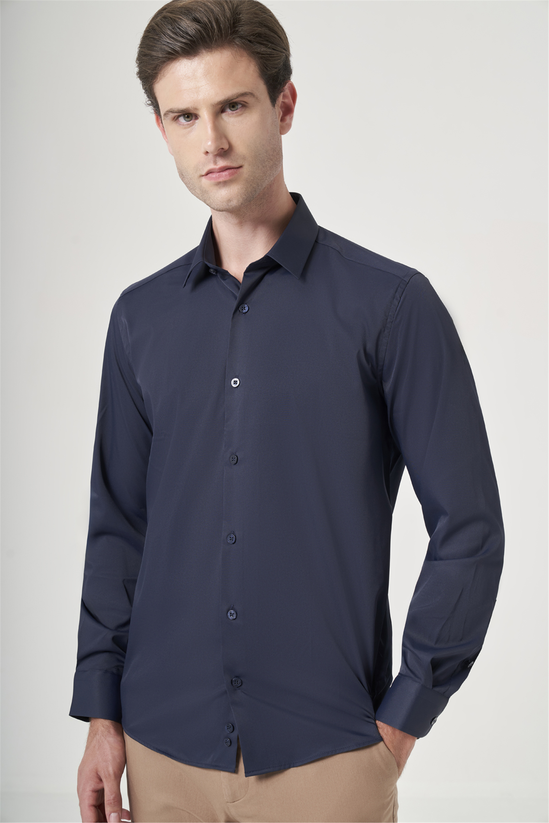 Lacivert Sert Yaka Uzun Kol Cepsiz Slim Fit Esnek Su İtici Gömlek 1004260234