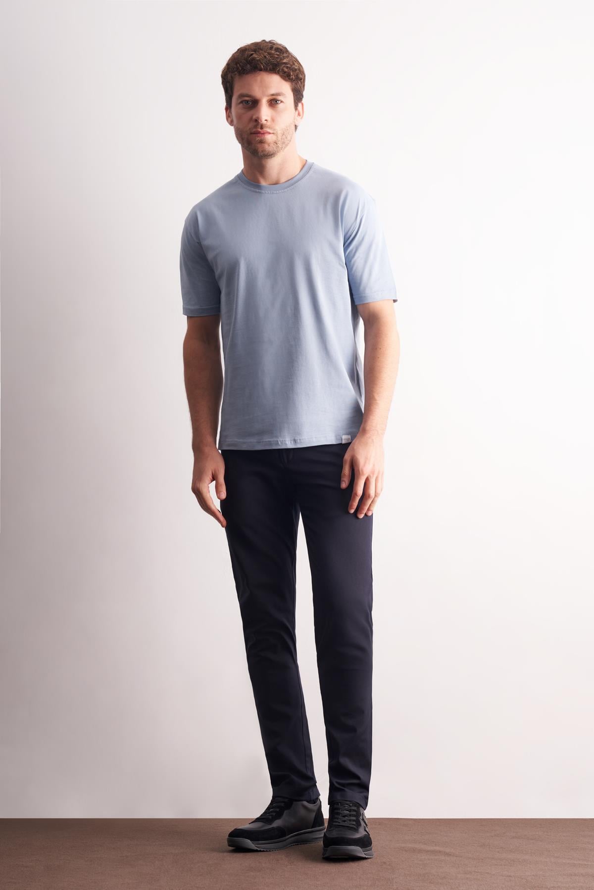 Mavi Bisiklet Yaka Kısa Kol Slim Fit Pamuklu Tişört 1011255106