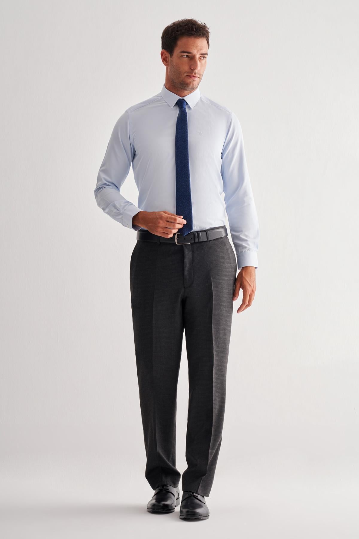 Sert Yaka Uzun Kol Slim Fit Pamuklu Gömlek 1004255175