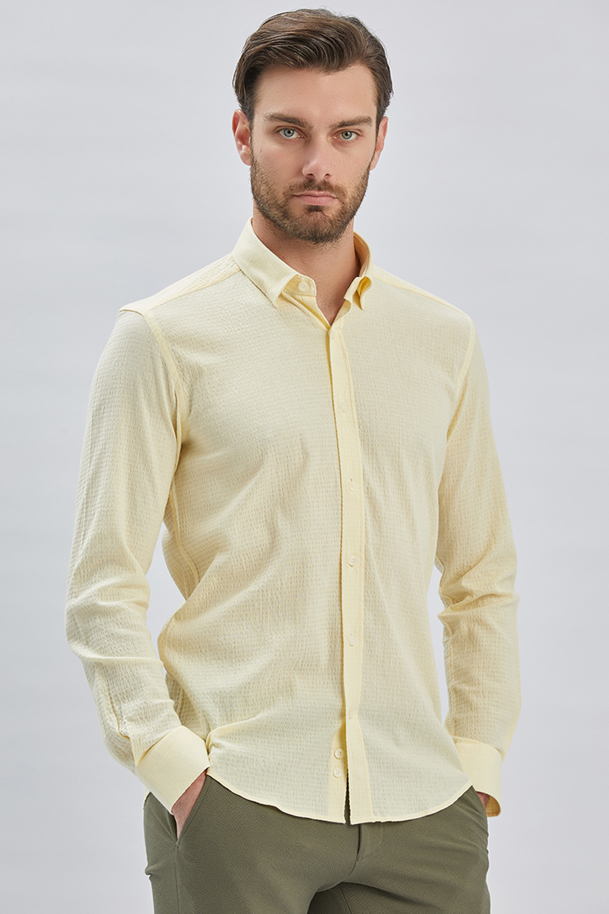 Sarı Uzun Kollu Biritli Yaka Biyeli Pamuklu Likralı Casual Slim Fit Gömlek 1004240232